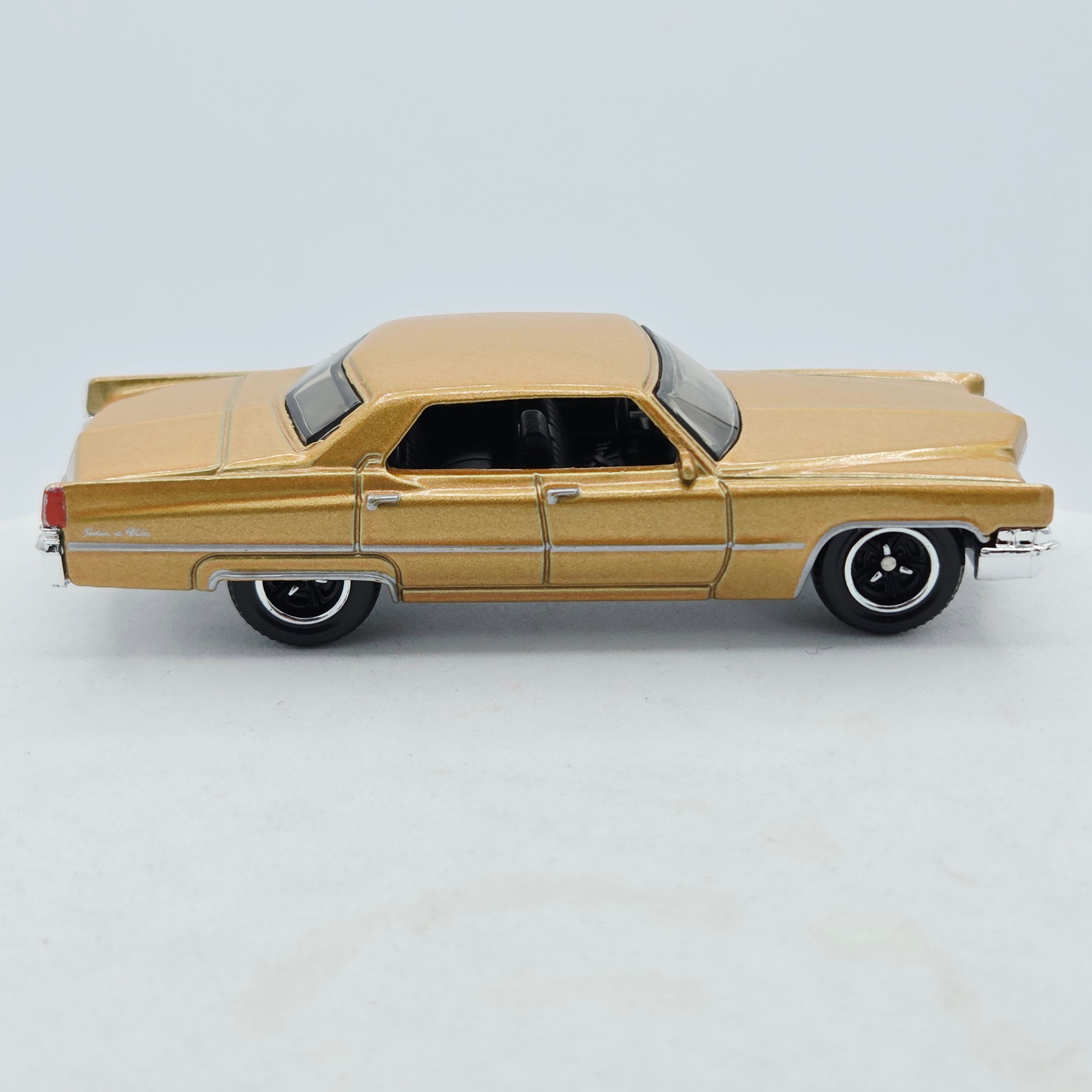 Matchbox '69 Cadillac Sedan Deville - Loose (2008 MBX Basic - Heritage Classics)