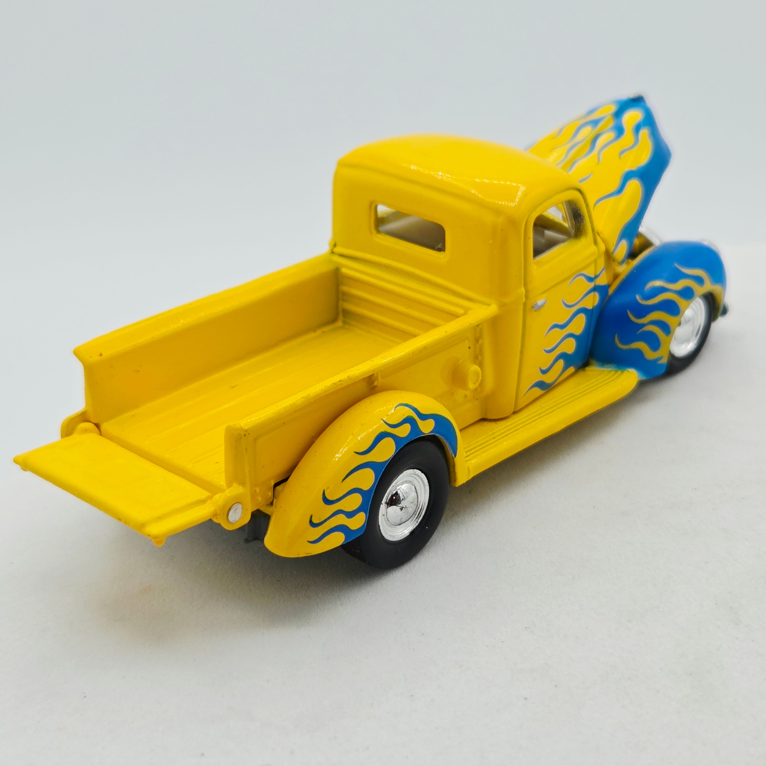 Racing Champions 1940 Ford Pickup Stylish Hauler - 1:64 (1998 Texaco - Hot Rod Magazine 50th Anniversary)