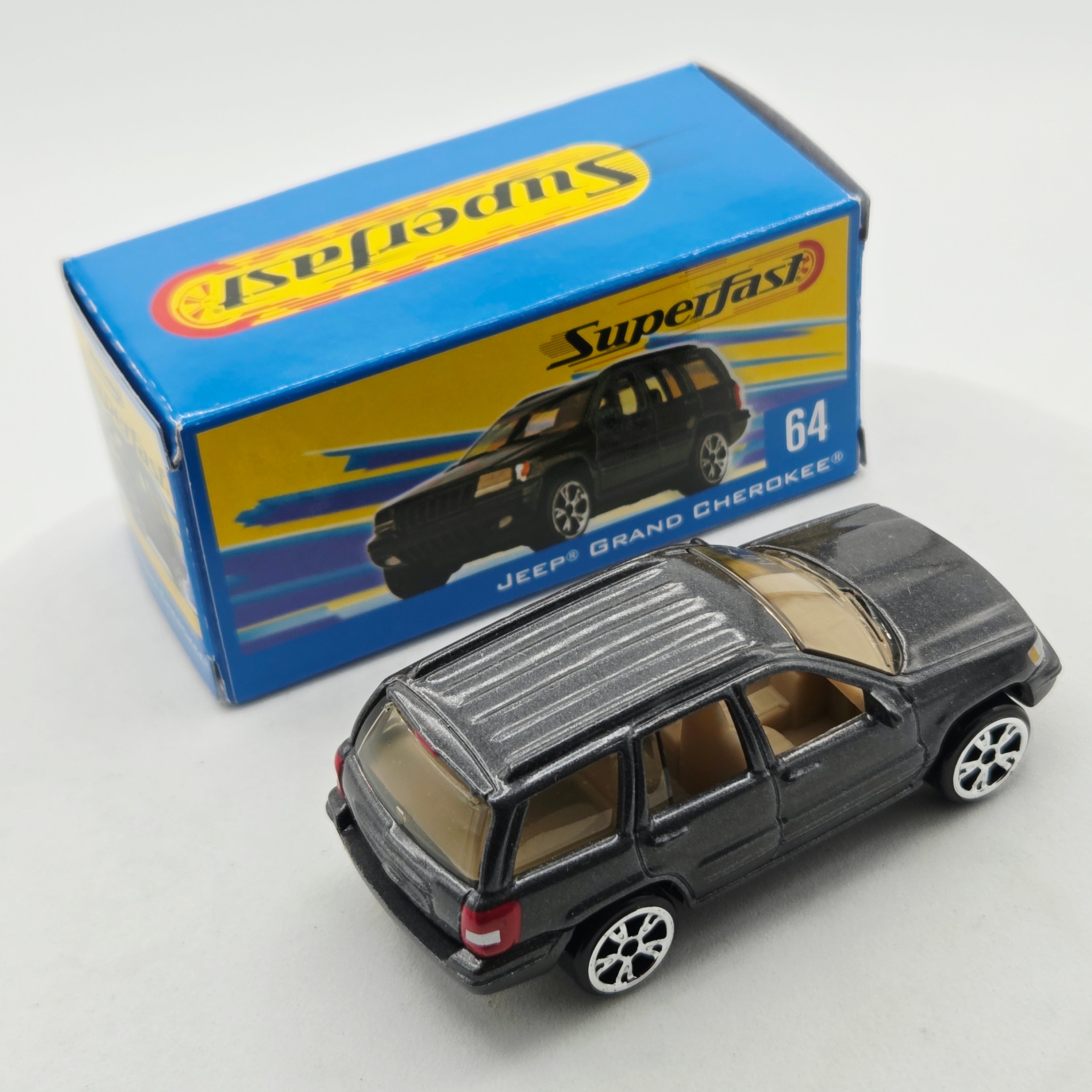 Matchbox Jeep Grand Cherokee #64 (2004 MBX Superfast)