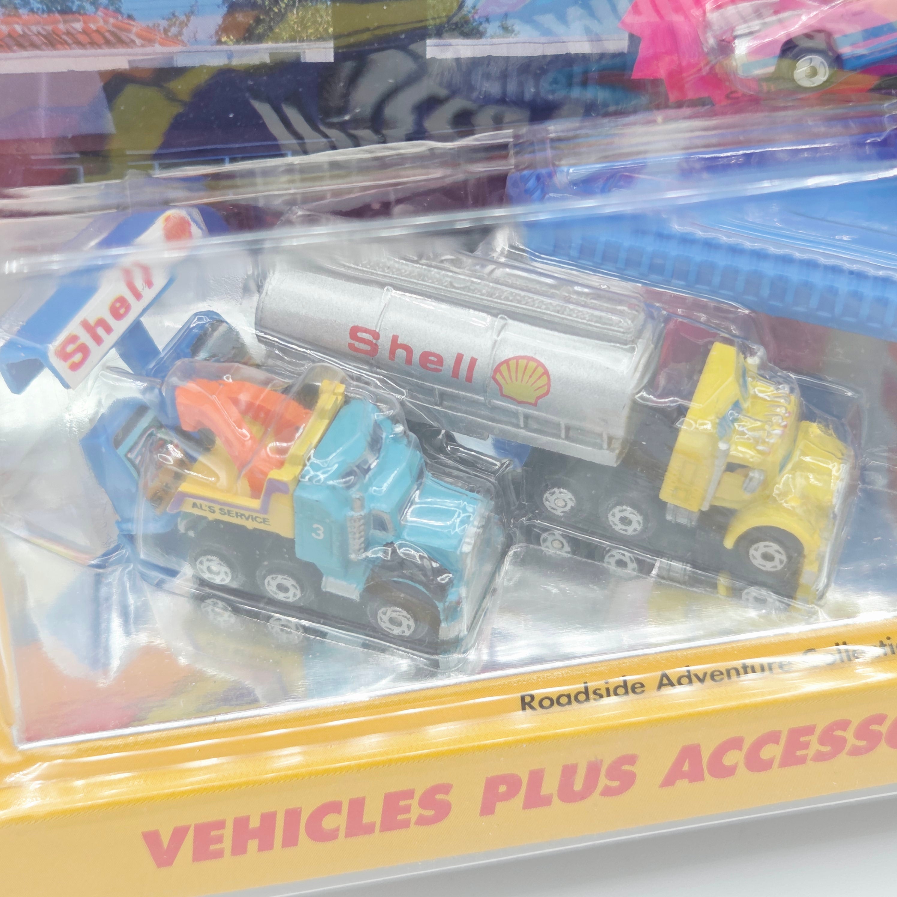 Galoob Micro Machines - Roadside Adventure Collection #2 - Tow Truck, Semi Truck, Gas Station "Shell Oil" (1990 Adventures)
