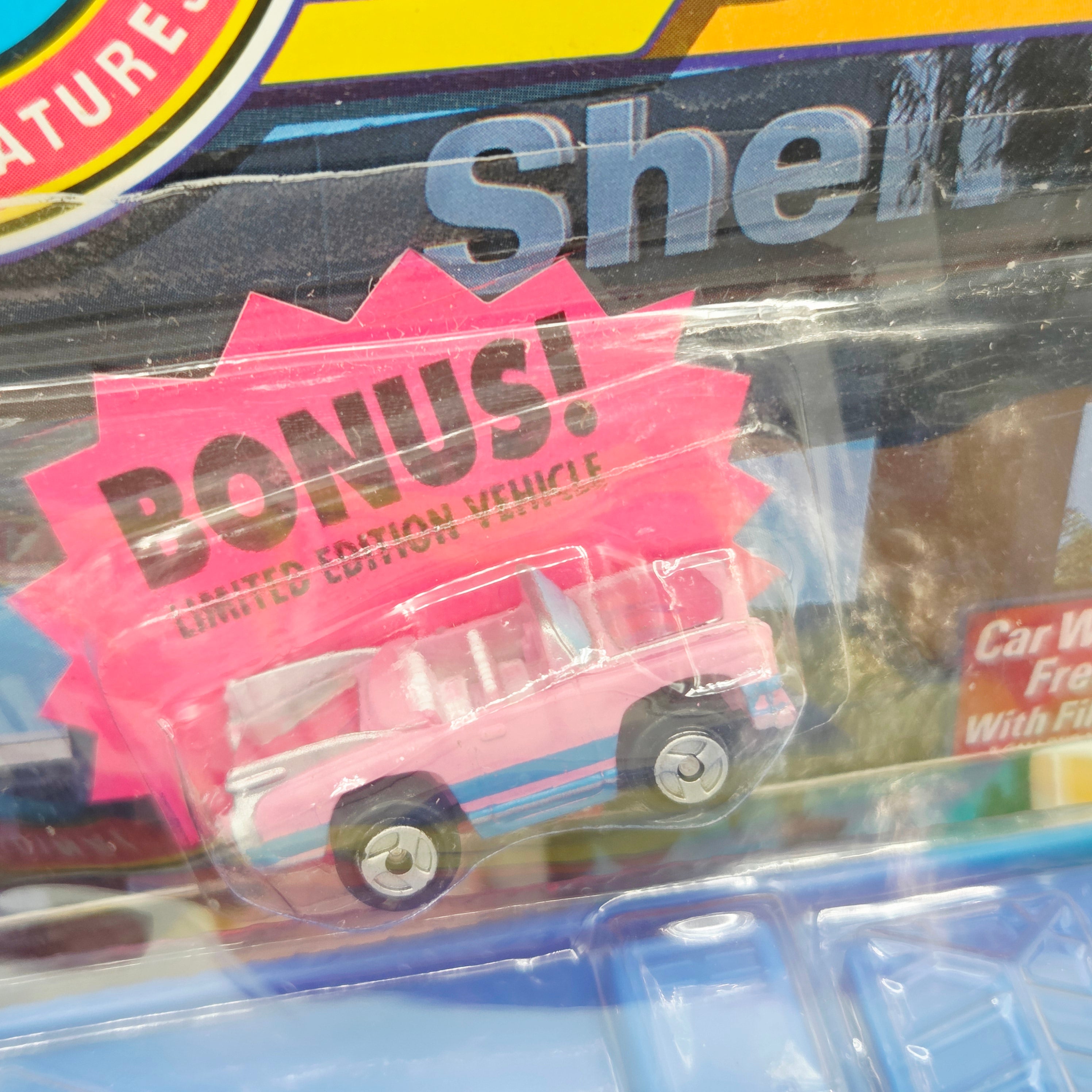Galoob Micro Machines - Roadside Adventure Collection #2 - Tow Truck, Semi Truck, Gas Station "Shell Oil" (1990 Adventures)