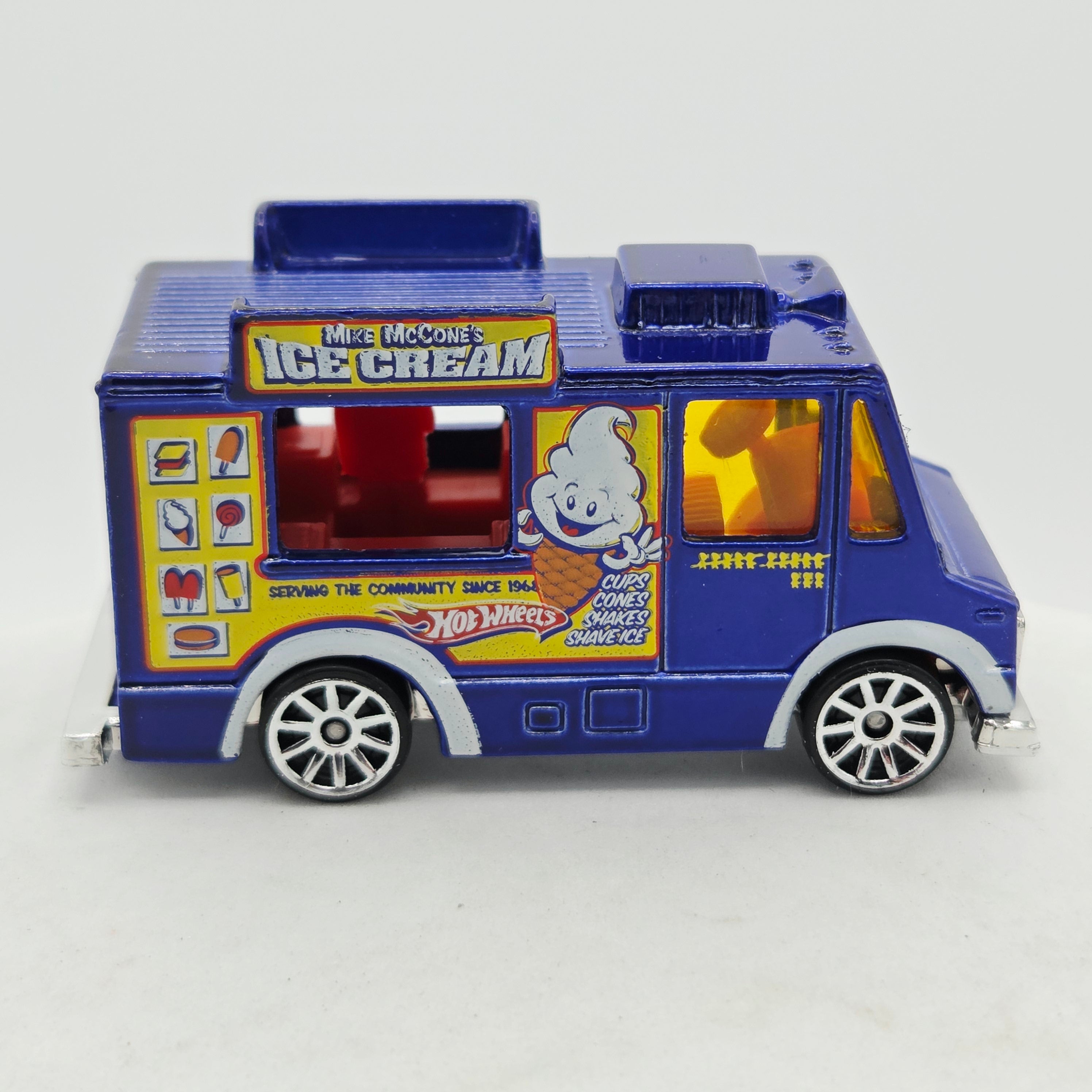 Hot Wheels Ice Cream Truck (2009 HW Basic - City Works)