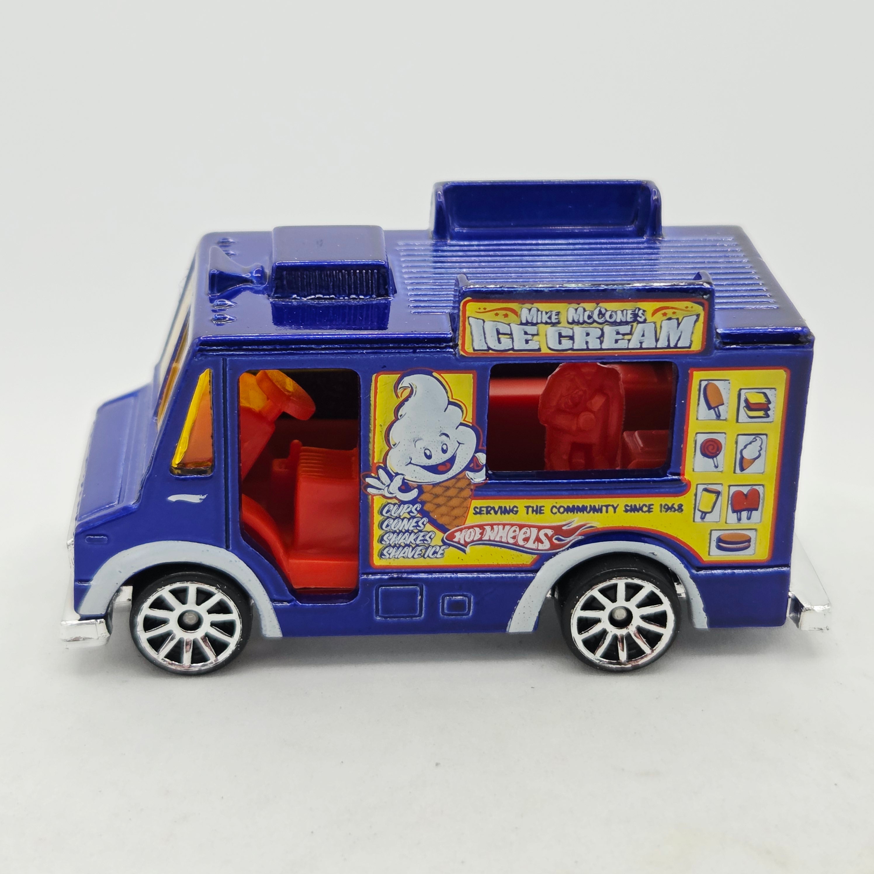 Hot Wheels Ice Cream Truck (2009 HW Basic - City Works)