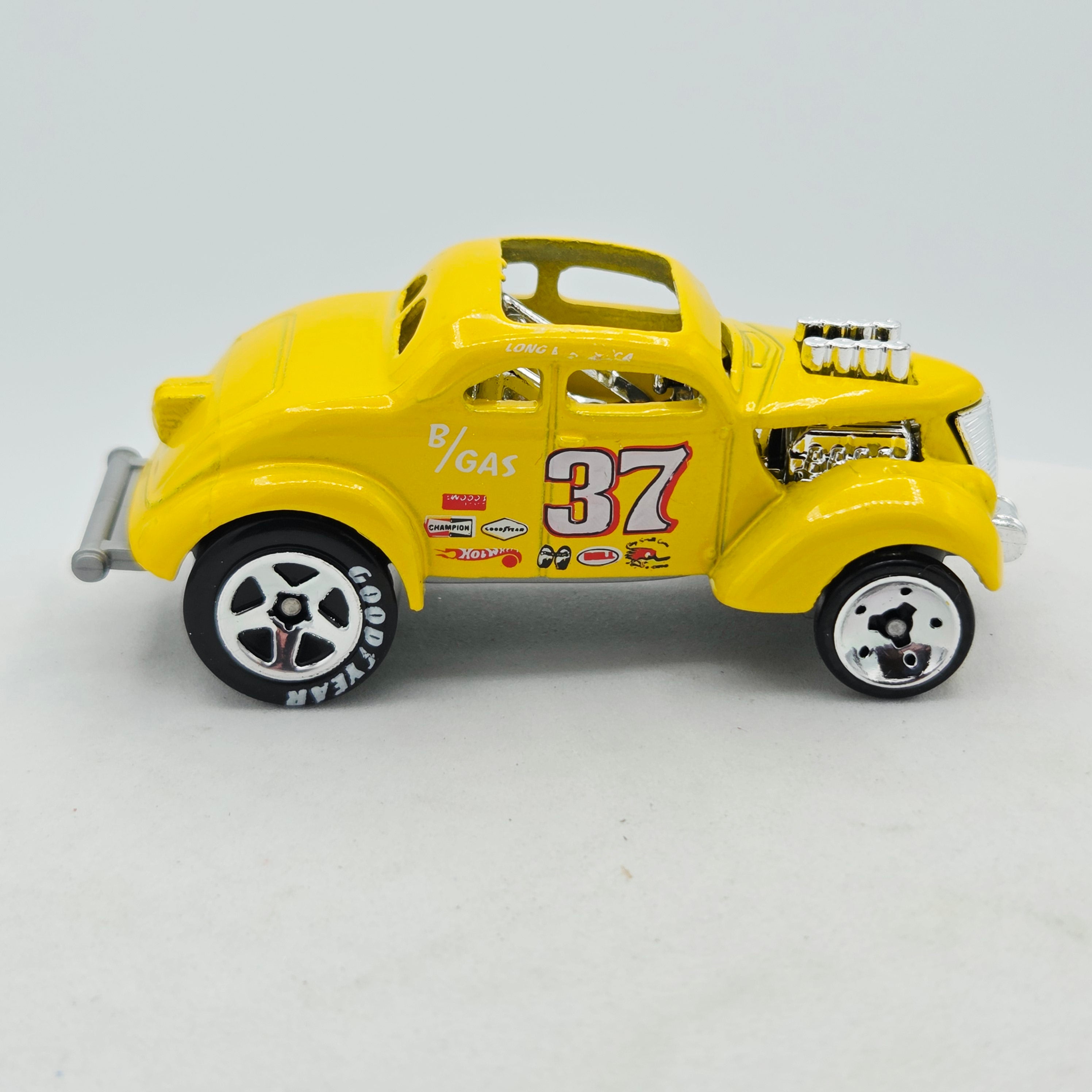 Hot Wheels HW Pass 'N Gasser "37", Yellow (2008 HW Basic - New Models)