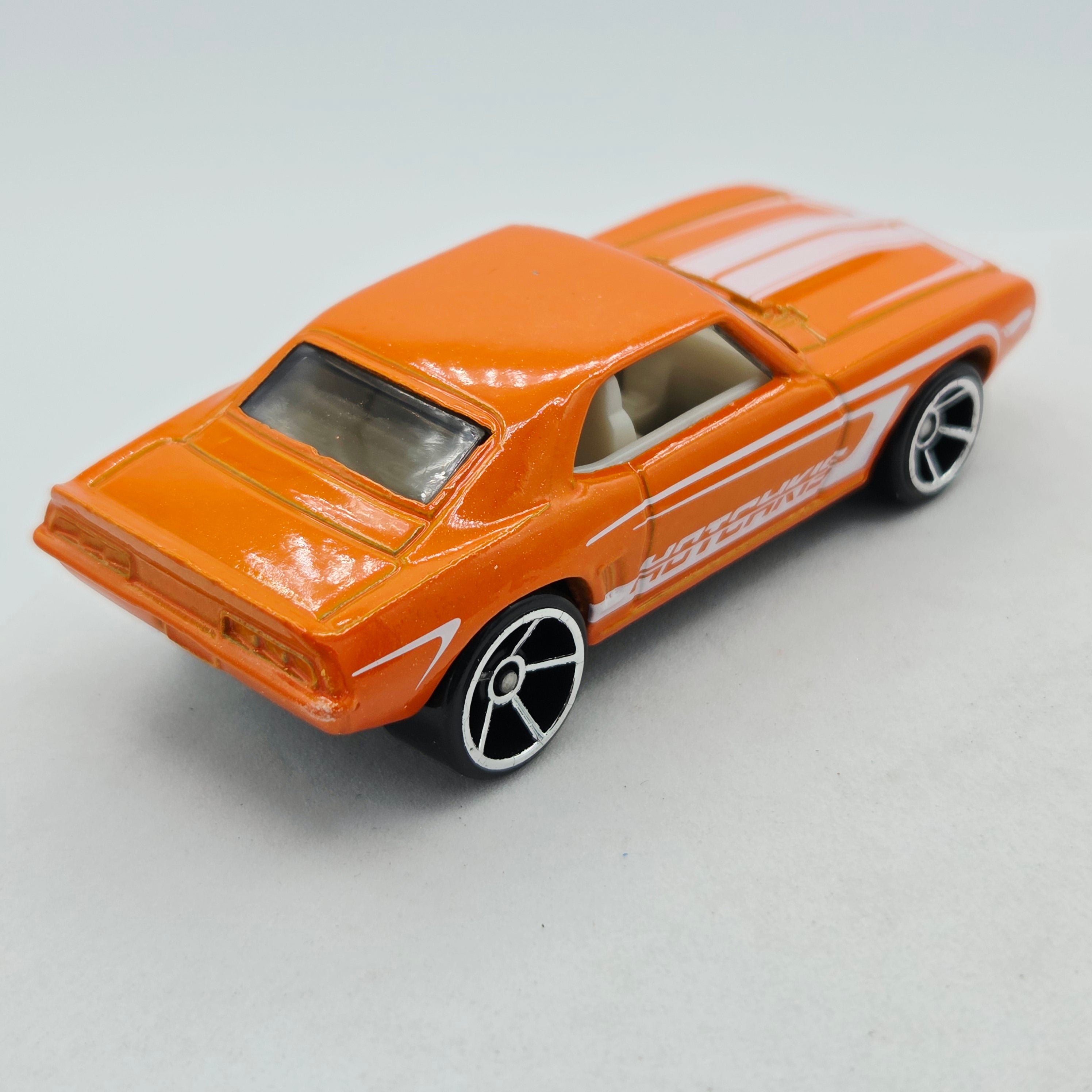 Hot Wheels '69 Chevy Camaro (2009 HW Basic - Muscle Mania)