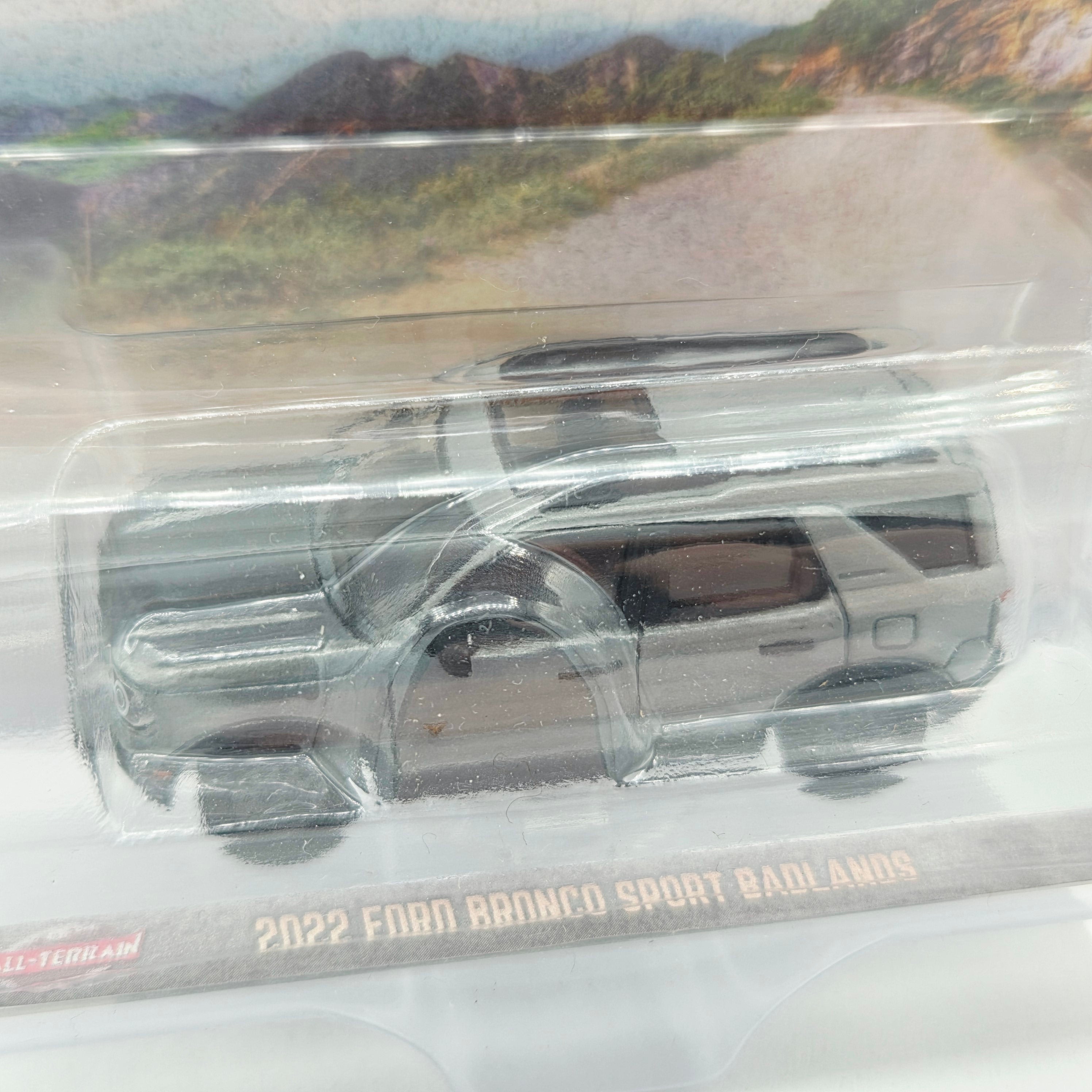 GreenLight - CHASE, RAW - '22 Ford Bronco Sport Badlands - 1:64 (2026 All Terrain Series 17)