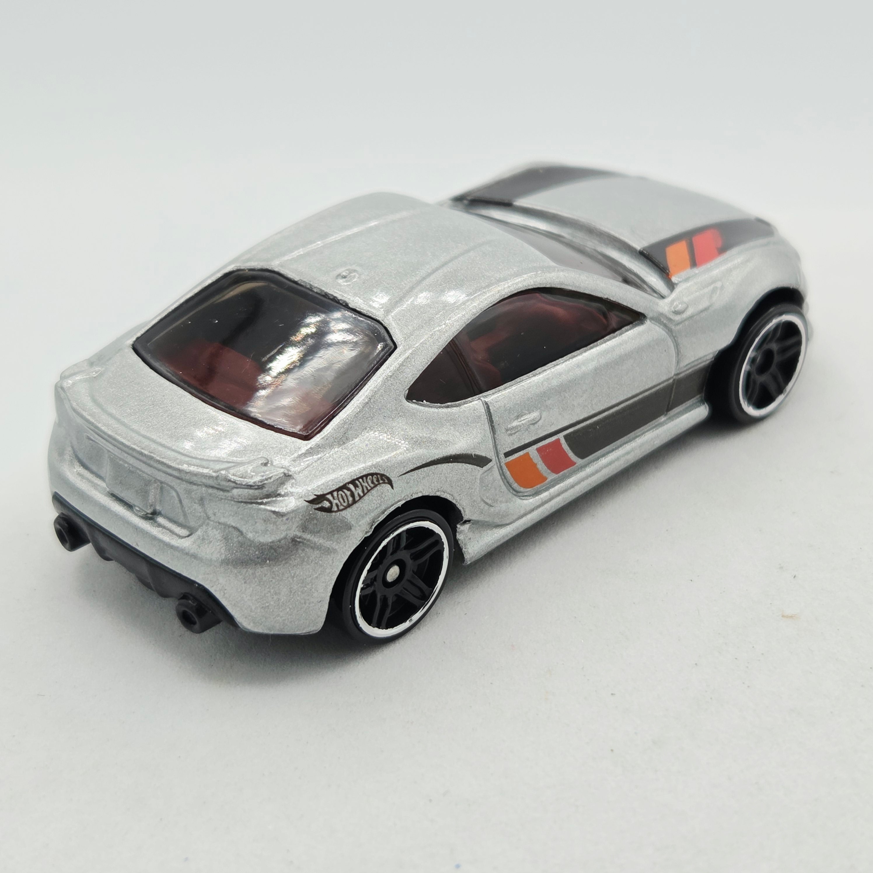 Hot Wheels Scion FR-S (2014 HW Basic - Workshop Then & Now)