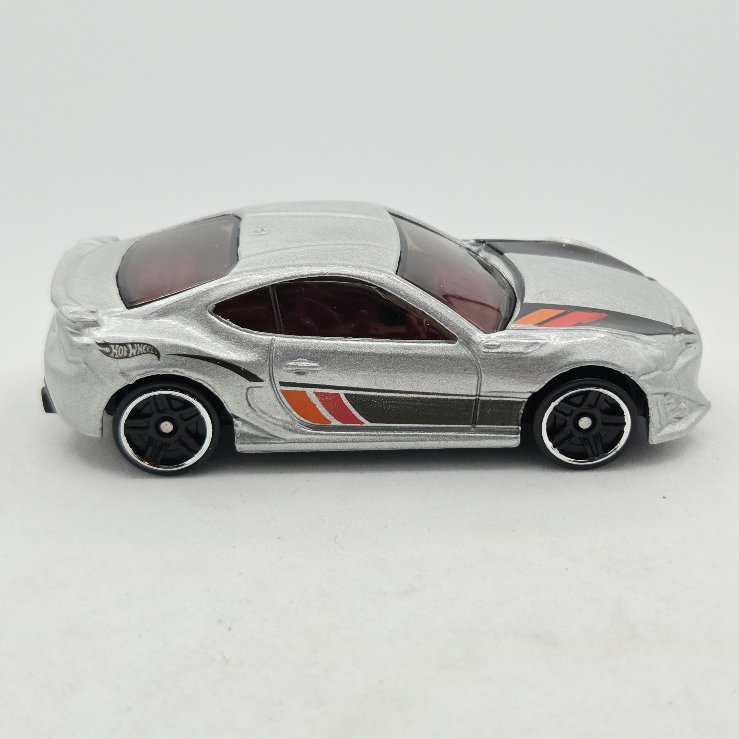 Hot Wheels Scion FR-S (2014 HW Basic - Workshop Then & Now)