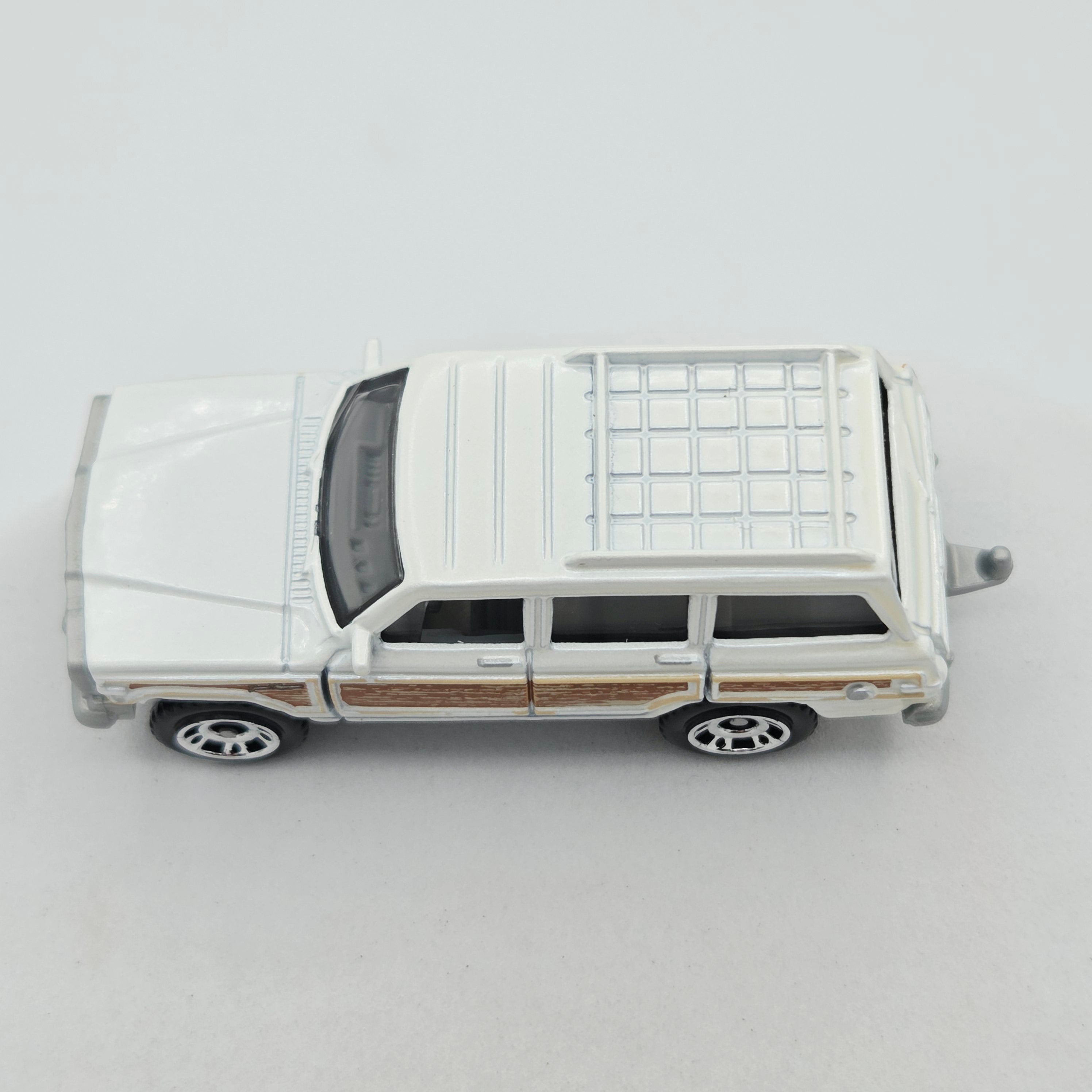 Matchbox '89 Jeep Wagoneer (2023 MBX 5 Pack Wagons II - Multipack Exclusive)