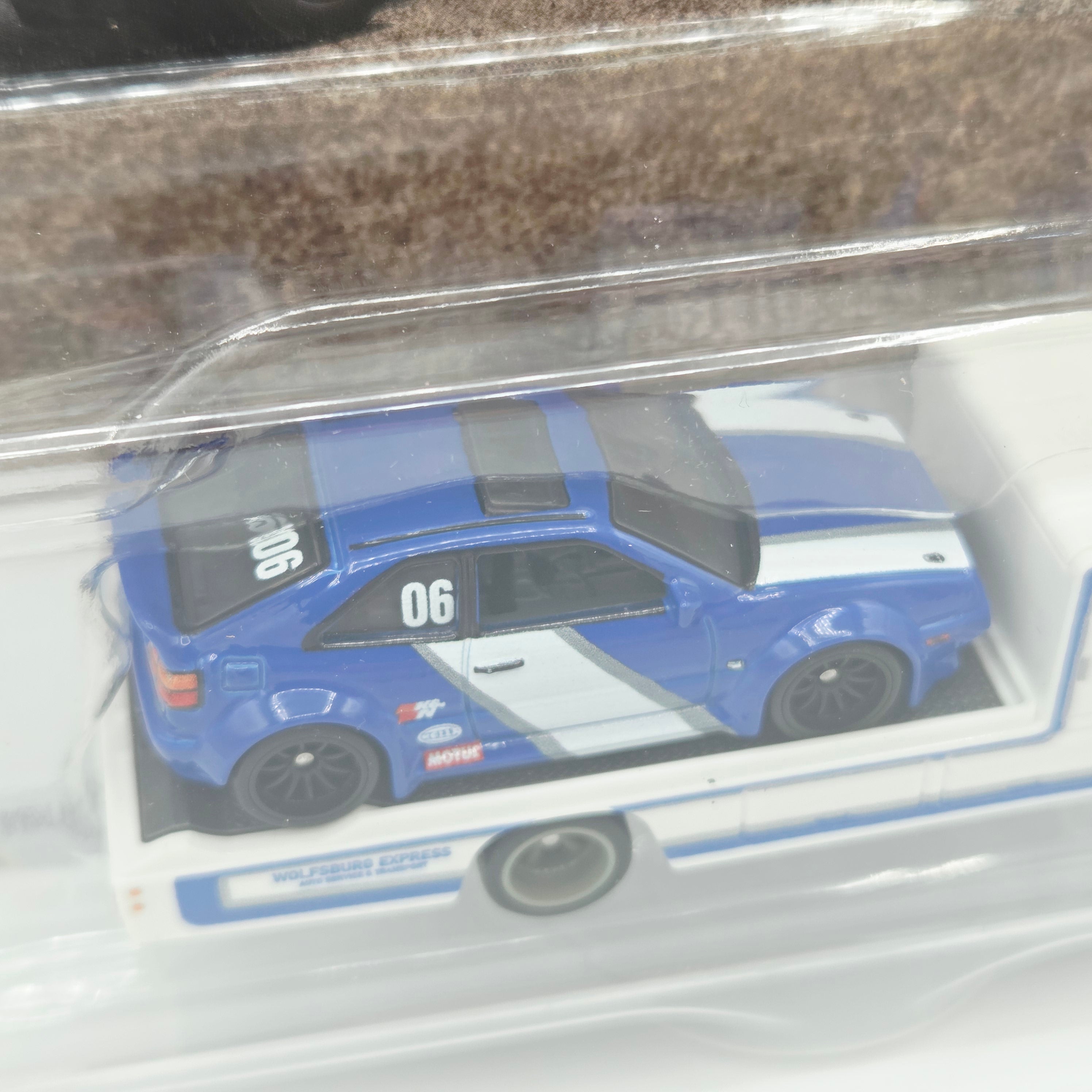 Hot Wheels Team Transport - Volkswagen Corrado VR6 & Retro Rig Truck (2026 Team Transport Mix 2 J, Car Culture)