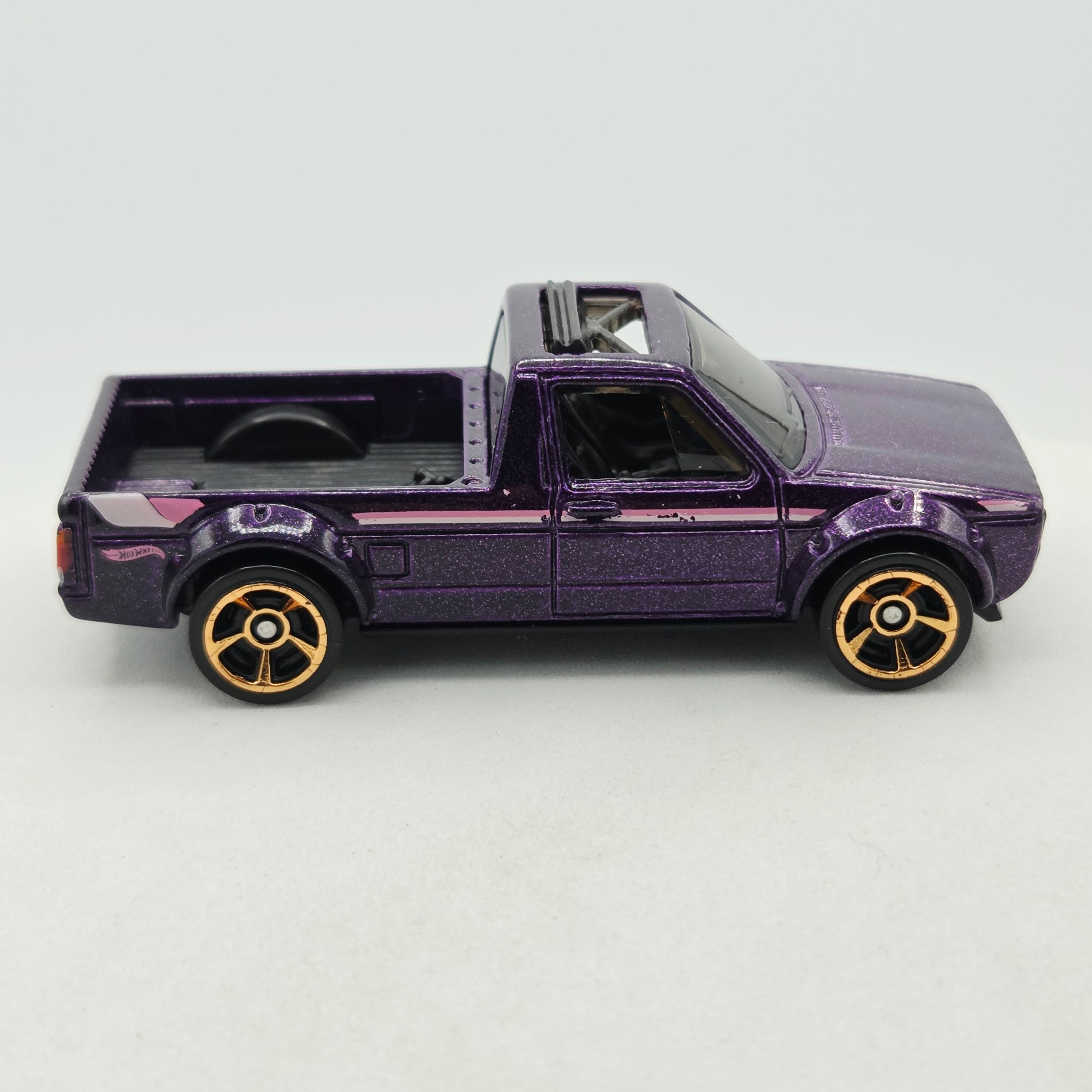 Hot Wheels Volkswagen Caddy pickup (2022 HW Volkswagen Series)