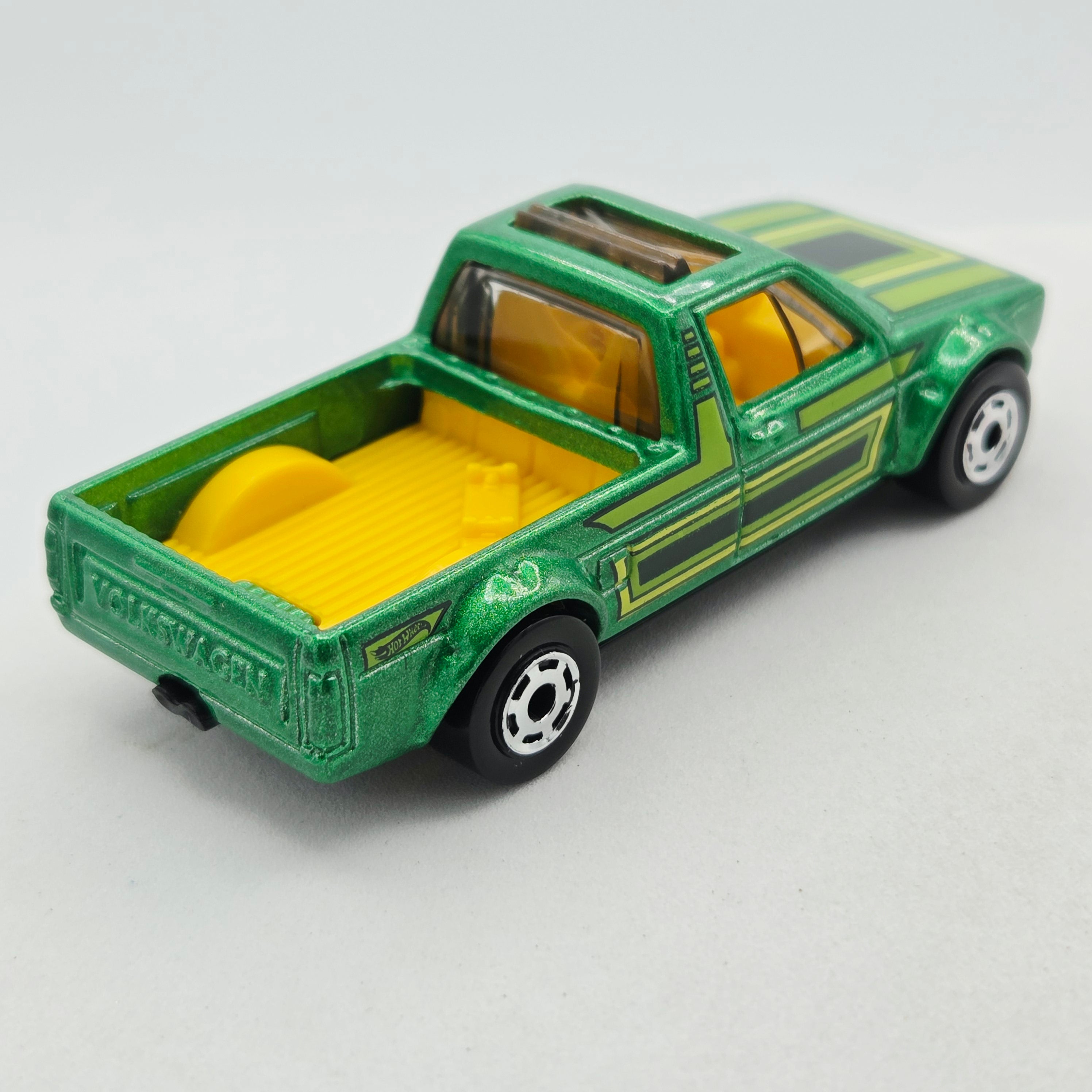 Hot Wheels Volkswagen Caddy pickup (2020 HW Flying Customs)