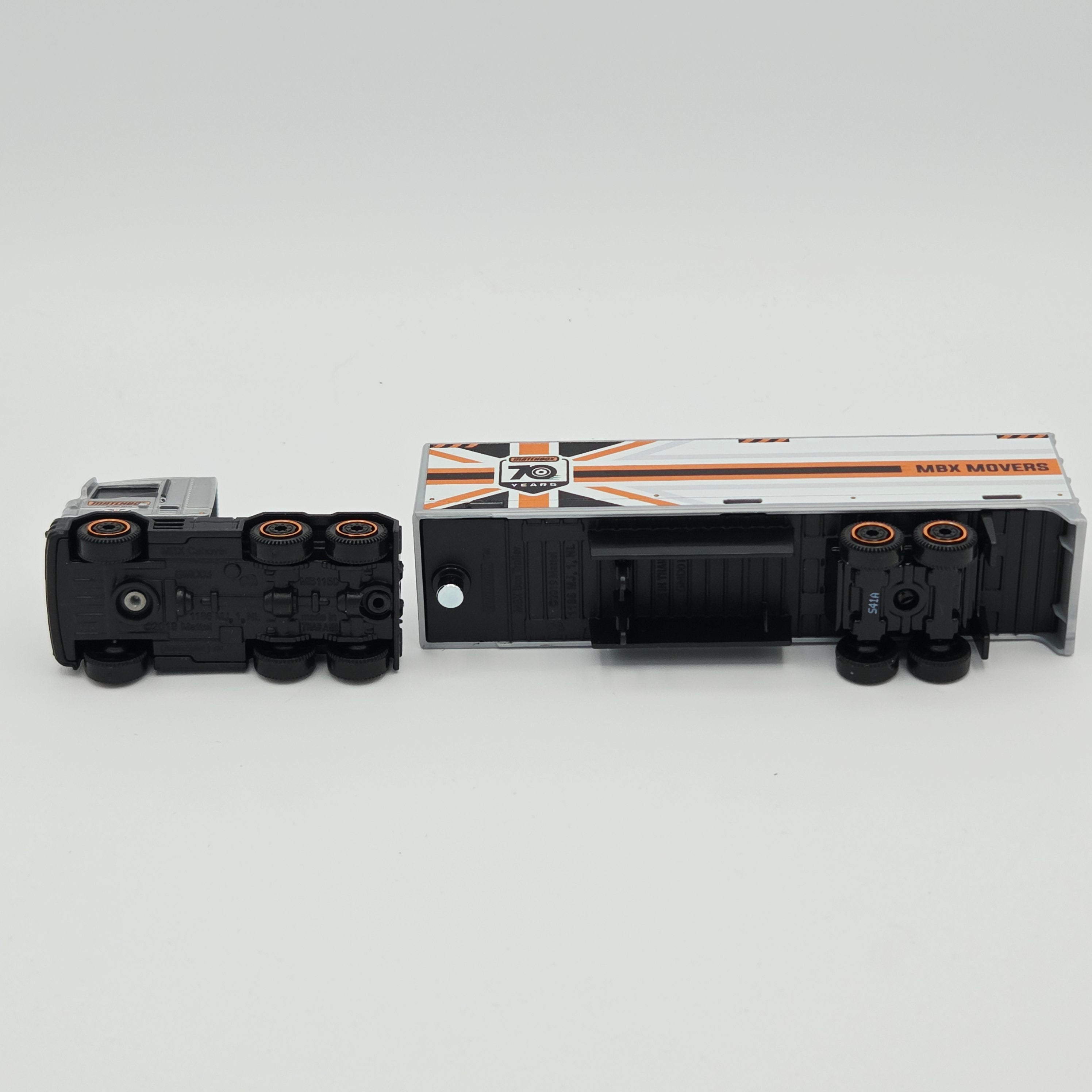 Matchbox MBX Cabover Semi Truck (2024 MBX Convoys)