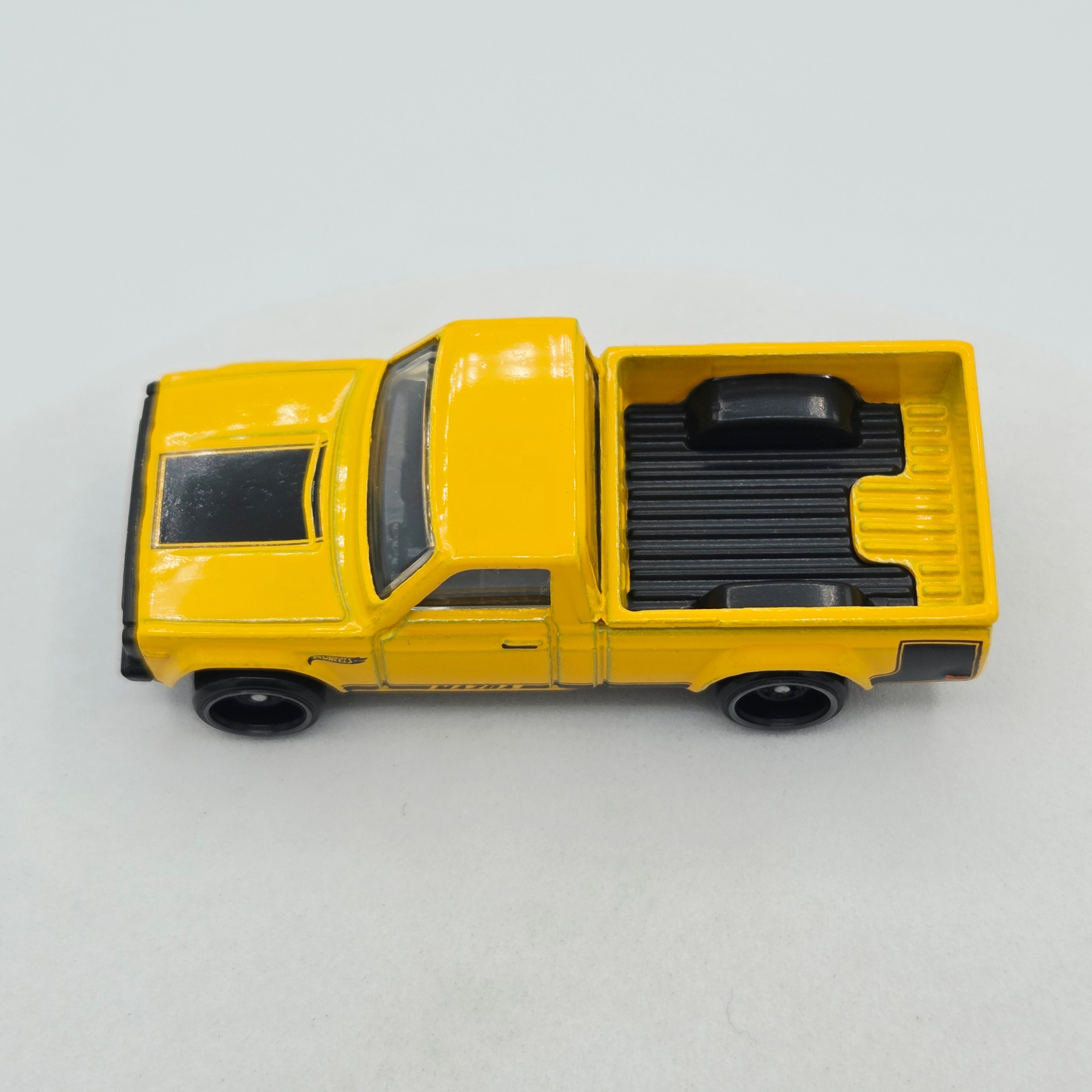 Hot Wheels Mazda Repu pickup (2022 HW Truck Series)