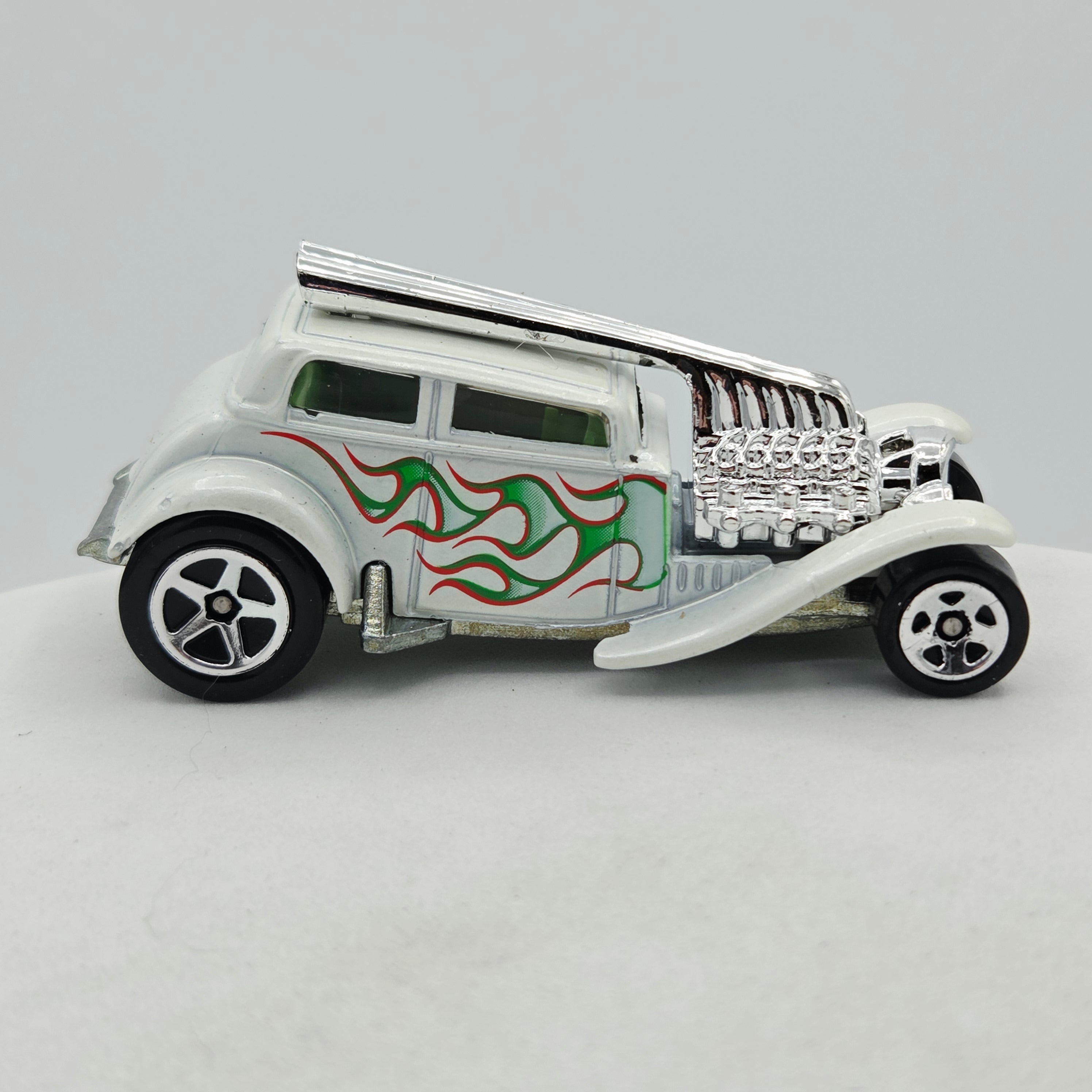 Hot Wheels Straight Pipes (2008 HW Holiday Hot Rods 3 Pack - Target Stores Exclusive)