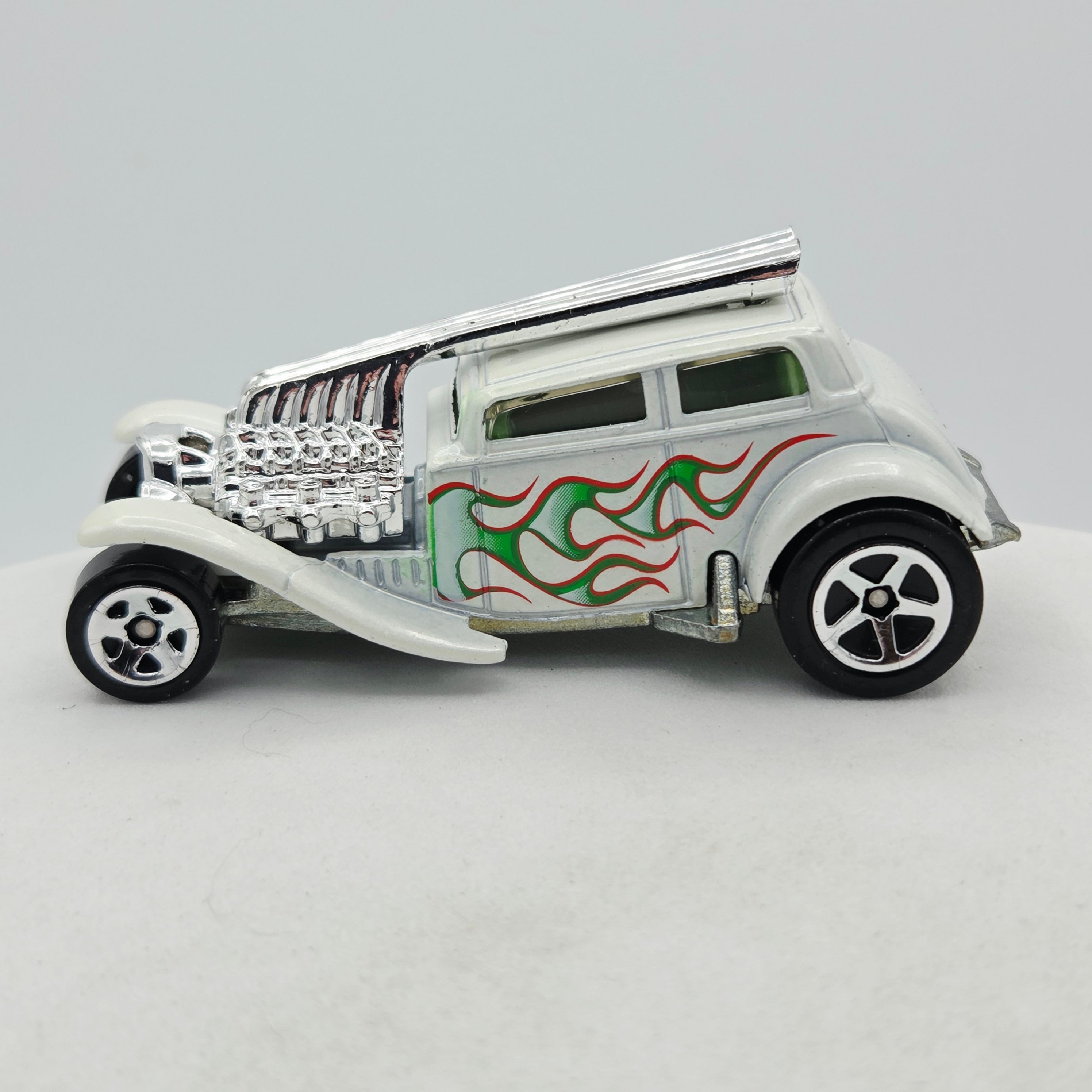 Hot Wheels Straight Pipes (2008 HW Holiday Hot Rods 3 Pack - Target Stores Exclusive)