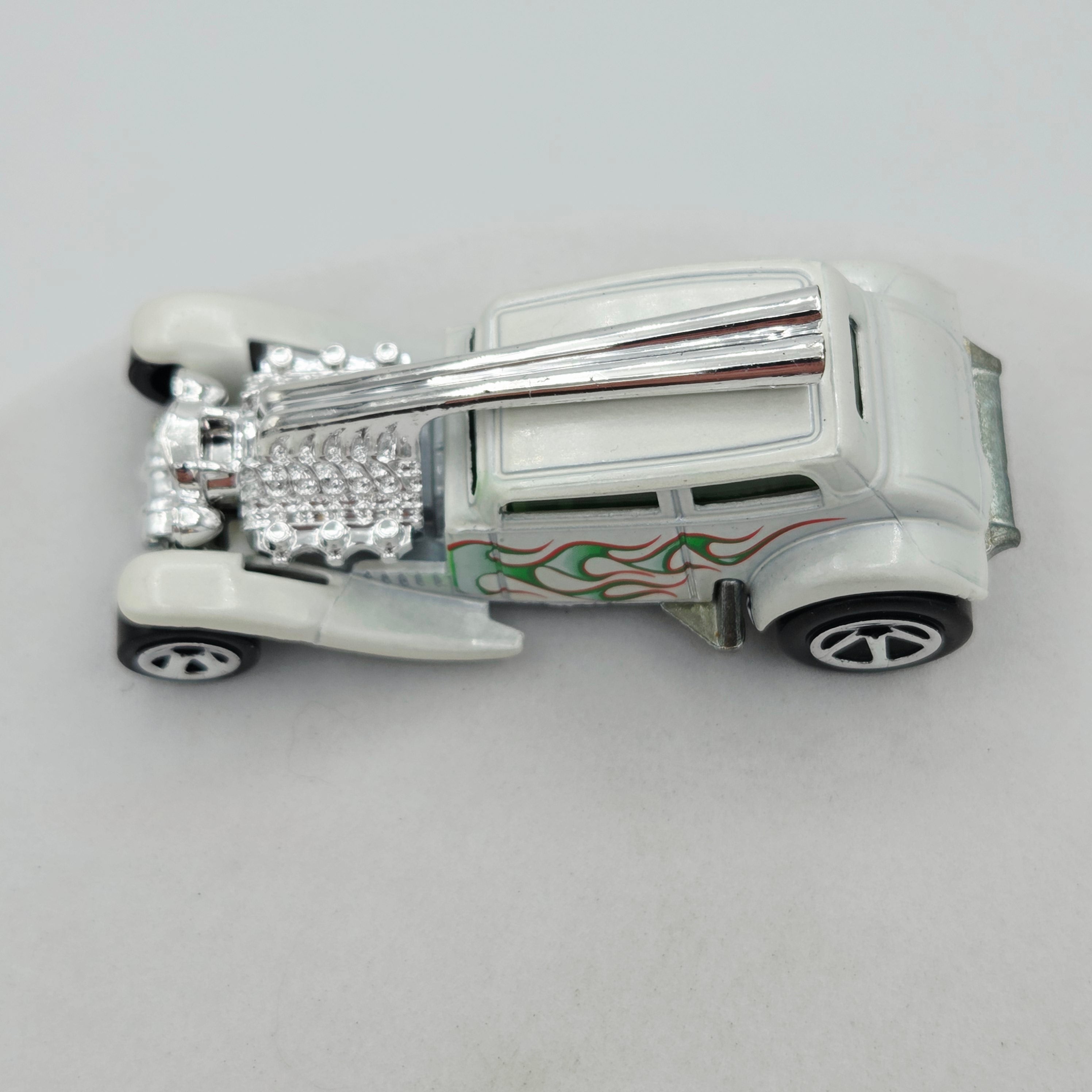 Hot Wheels Straight Pipes (2008 HW Holiday Hot Rods 3 Pack - Target Stores Exclusive)