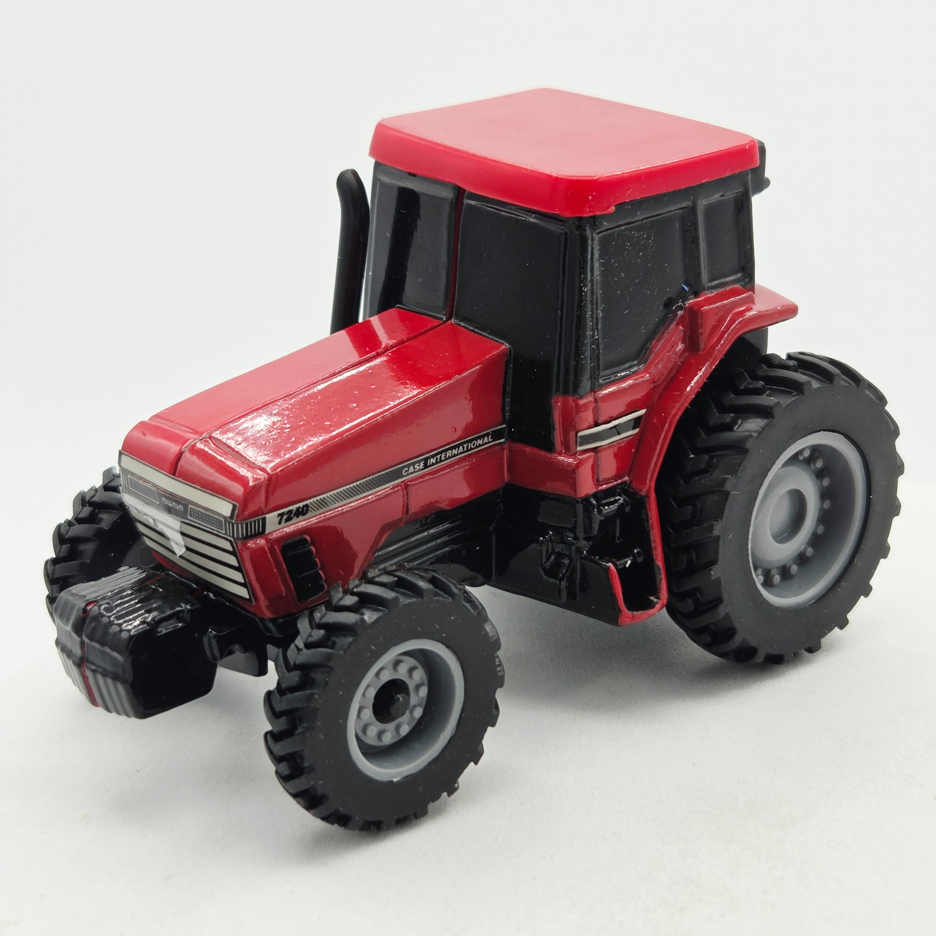 ERTL Case International 7240 Tractor - Motorized Action (1997 Farm Machines)