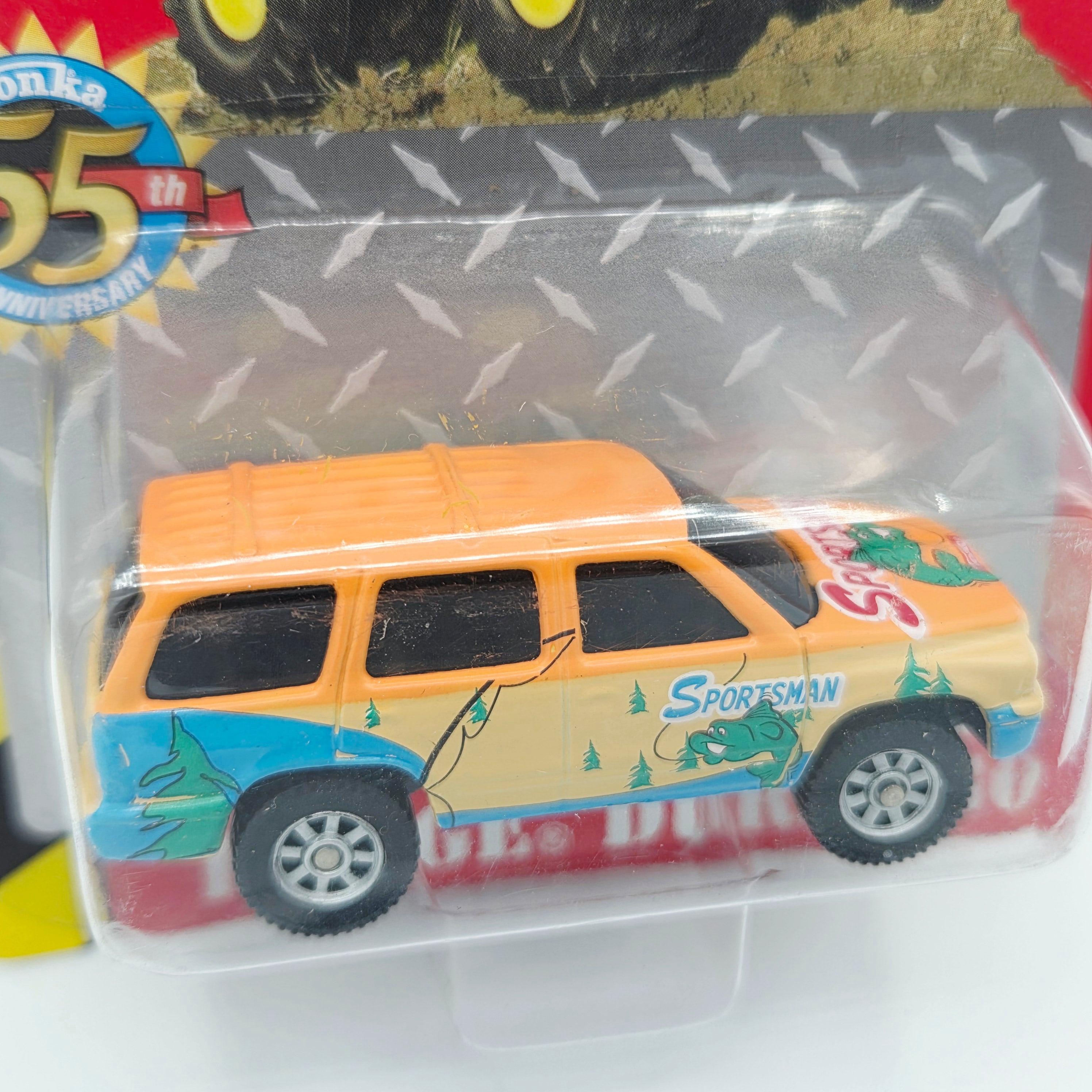 Maisto Dodge Durango "Sportsman" - Approx. 1:64 (2002 Tonka)