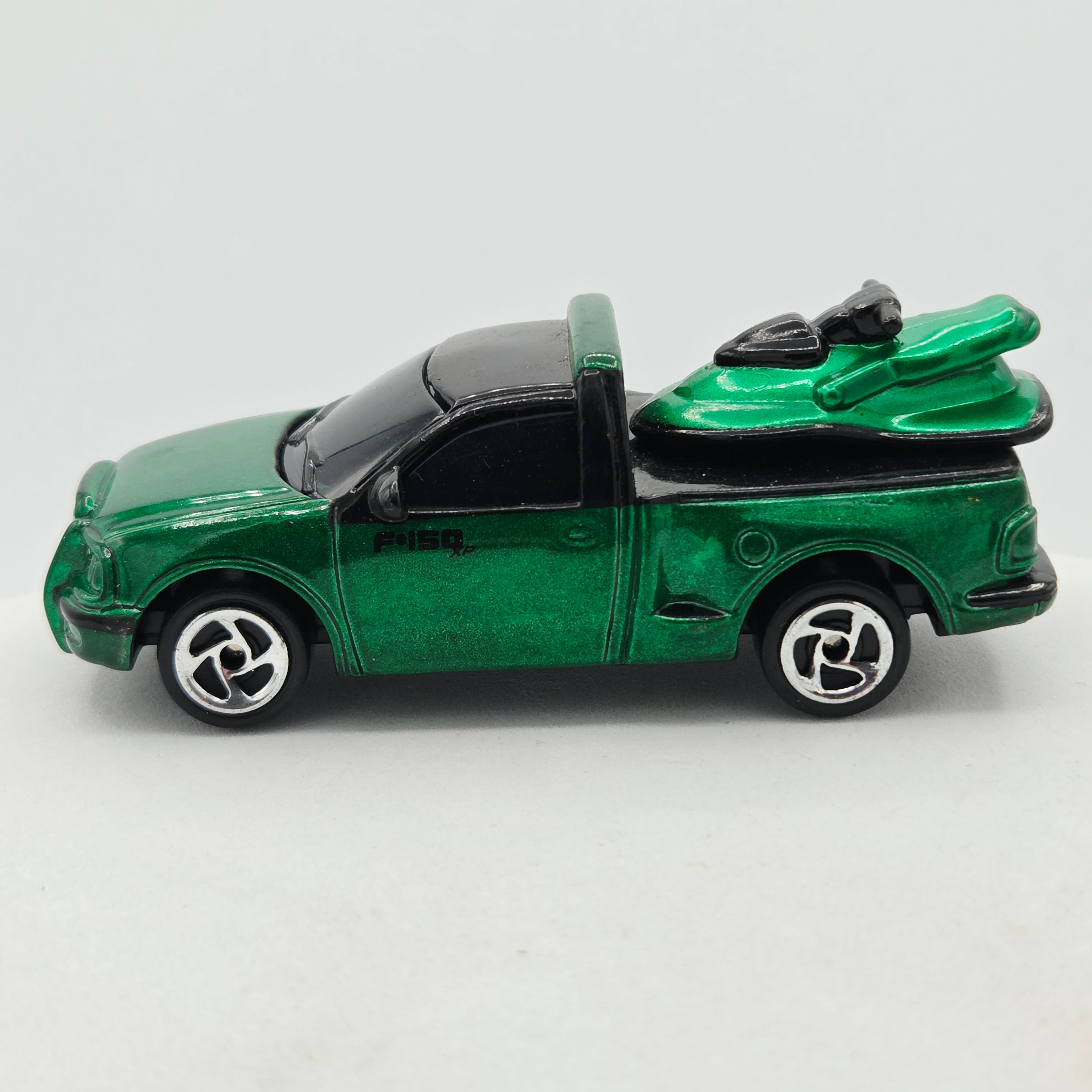 Road Champs Ford F-150 Pick-up w/ Jet Ski - Loose (2000 Car & Driver Shock Racers)