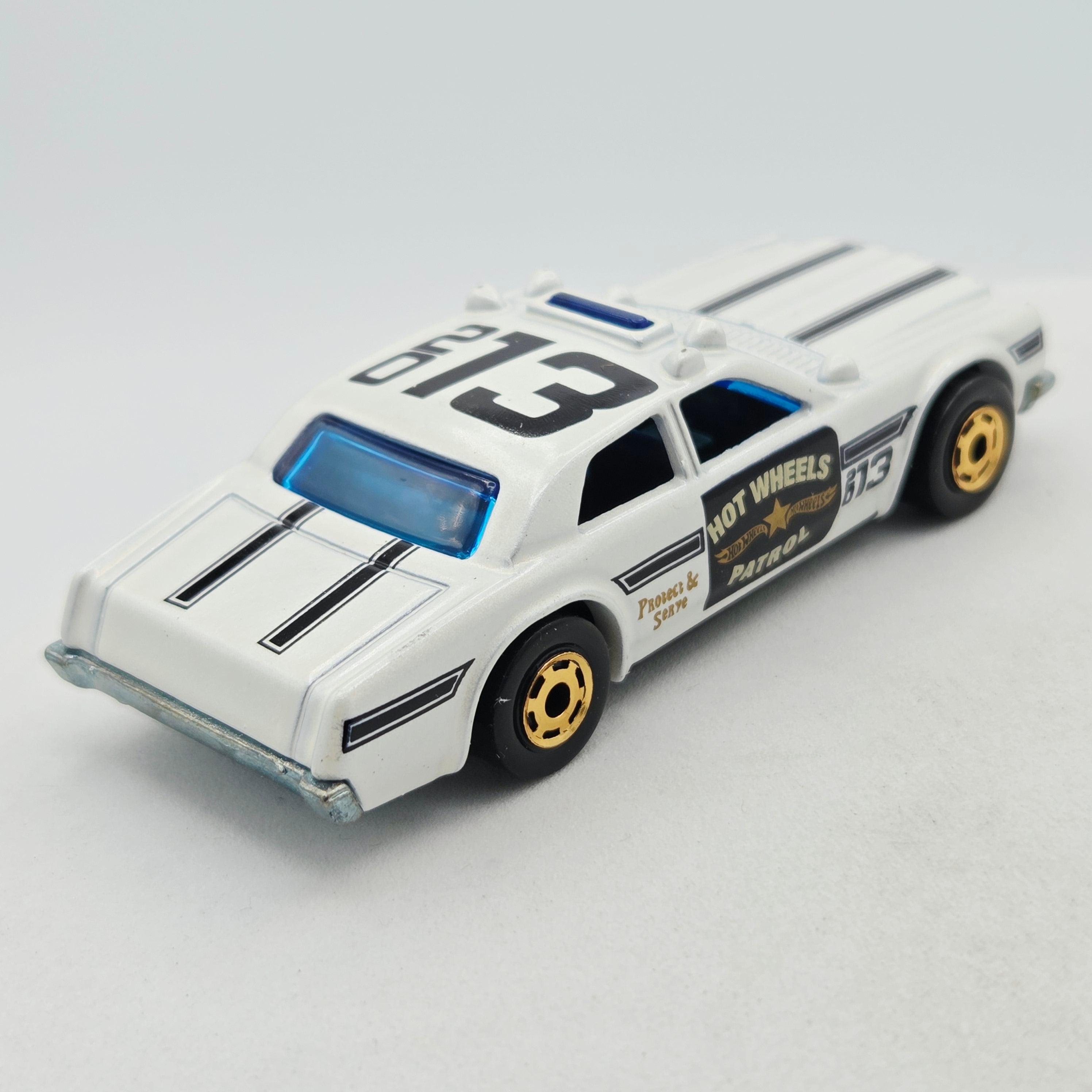 Hot Wheels Sheriff Patrol Police Car (2013 HW Flying Customs)