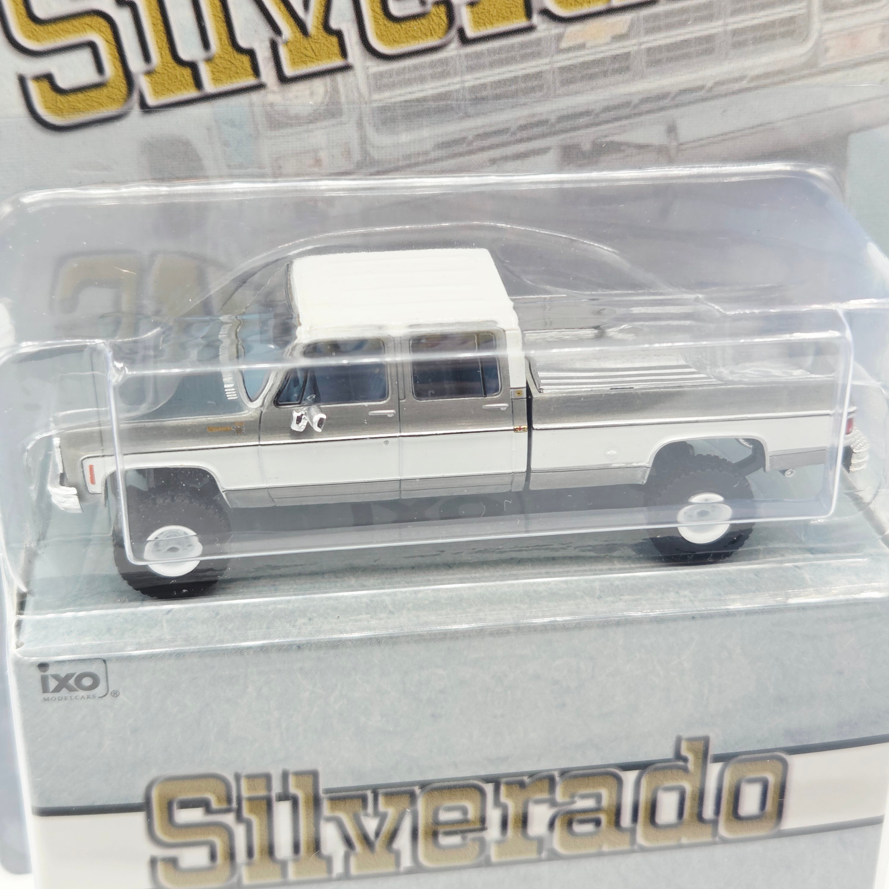 IXO Model Cars - CHASE - '78 Chevrolet Silverado K30 Crew Cab - 1:64 (2026 Limited Edition)