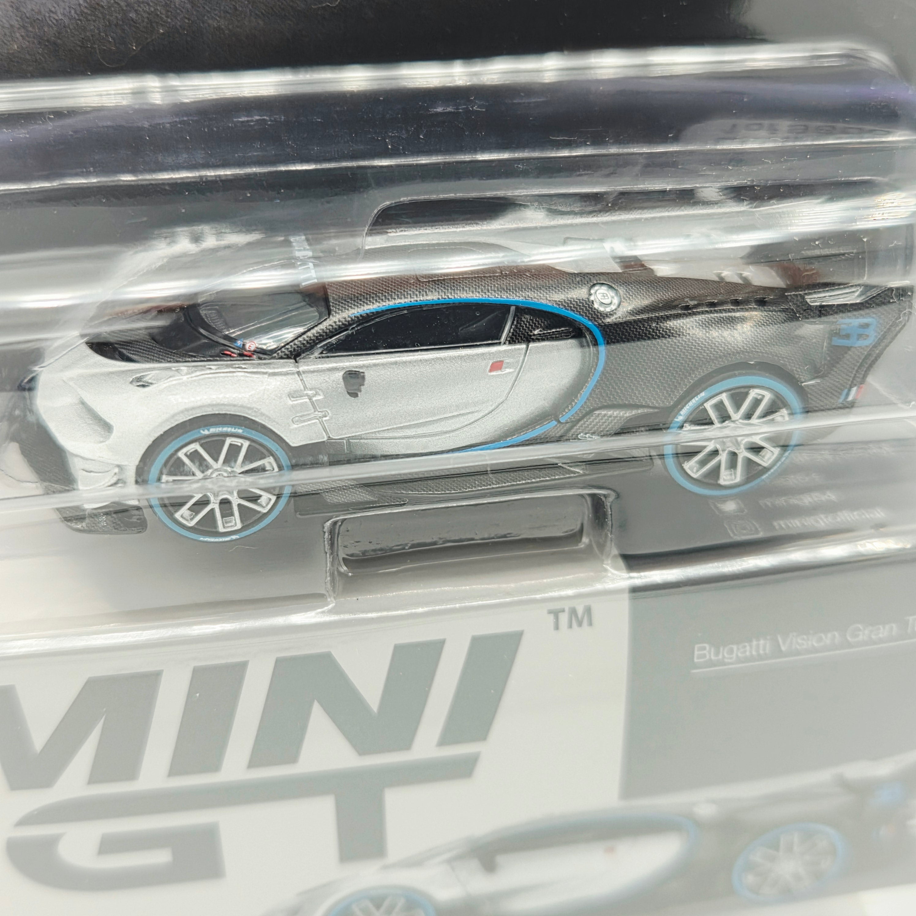 MINI GT Bugatti Vision Gran Turismo - 1:64 (2022 MIJO Exclusives - Limited Edition 1 of 9600)