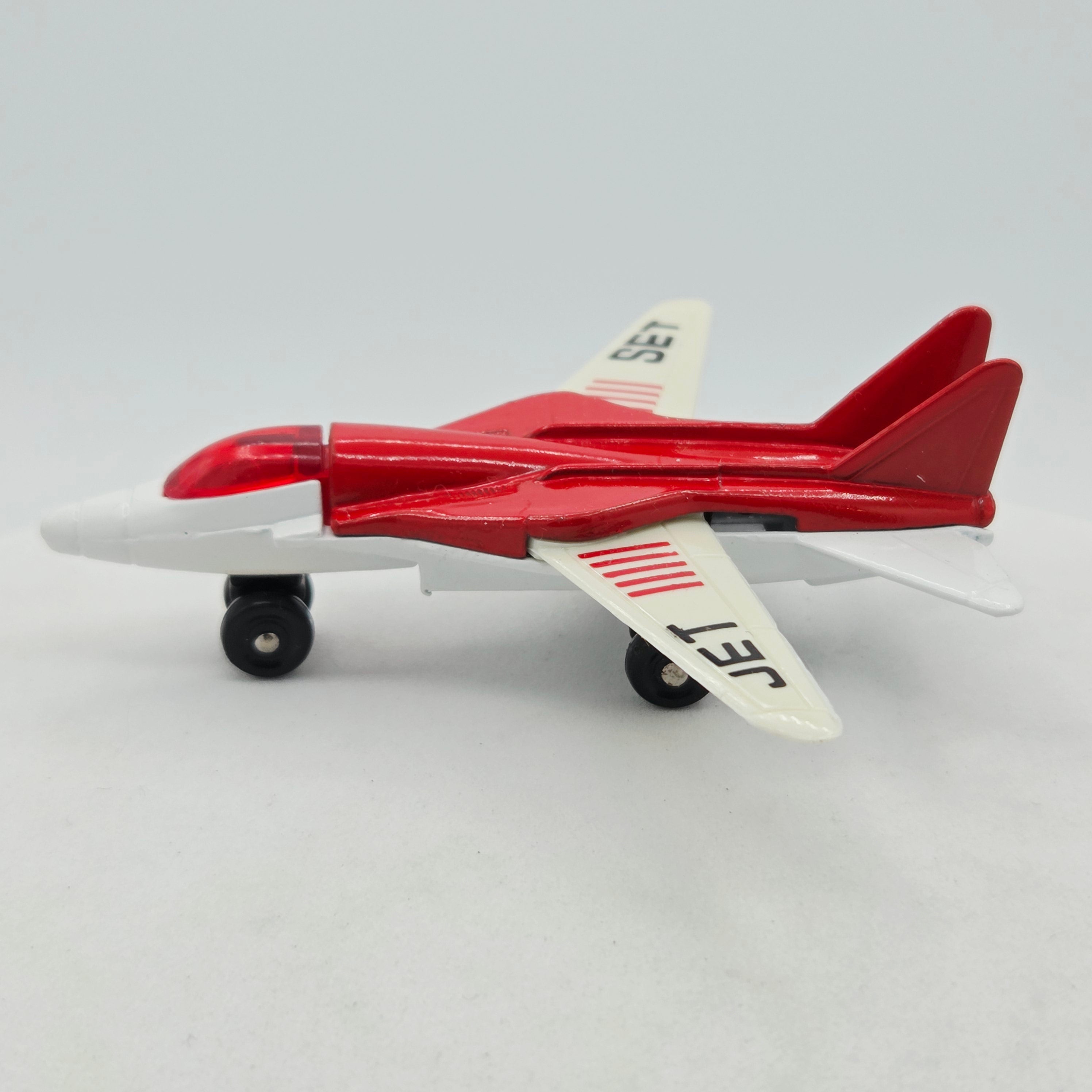 Matchbox Swing Wing Jet - Macau Base (1981-1985 MBX Basic 1-75)