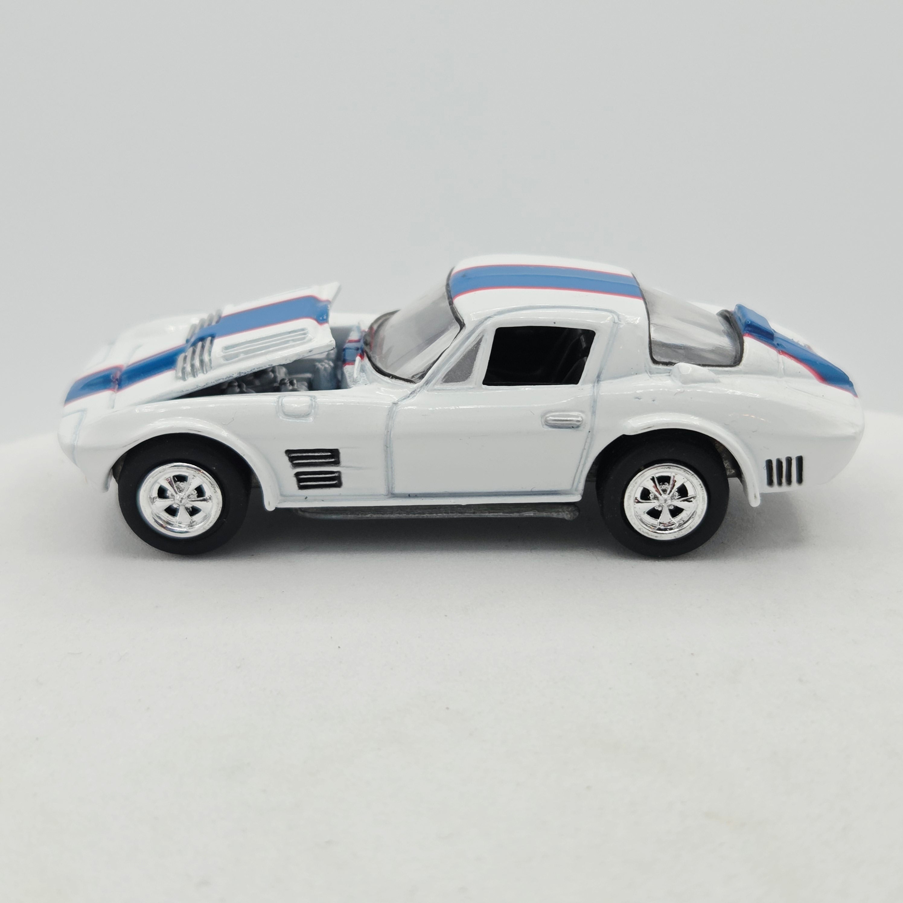 Johnny Lightning '63 Chevrolet Corvette Grand Sport - 1:64 (1998 Super Chevy)
