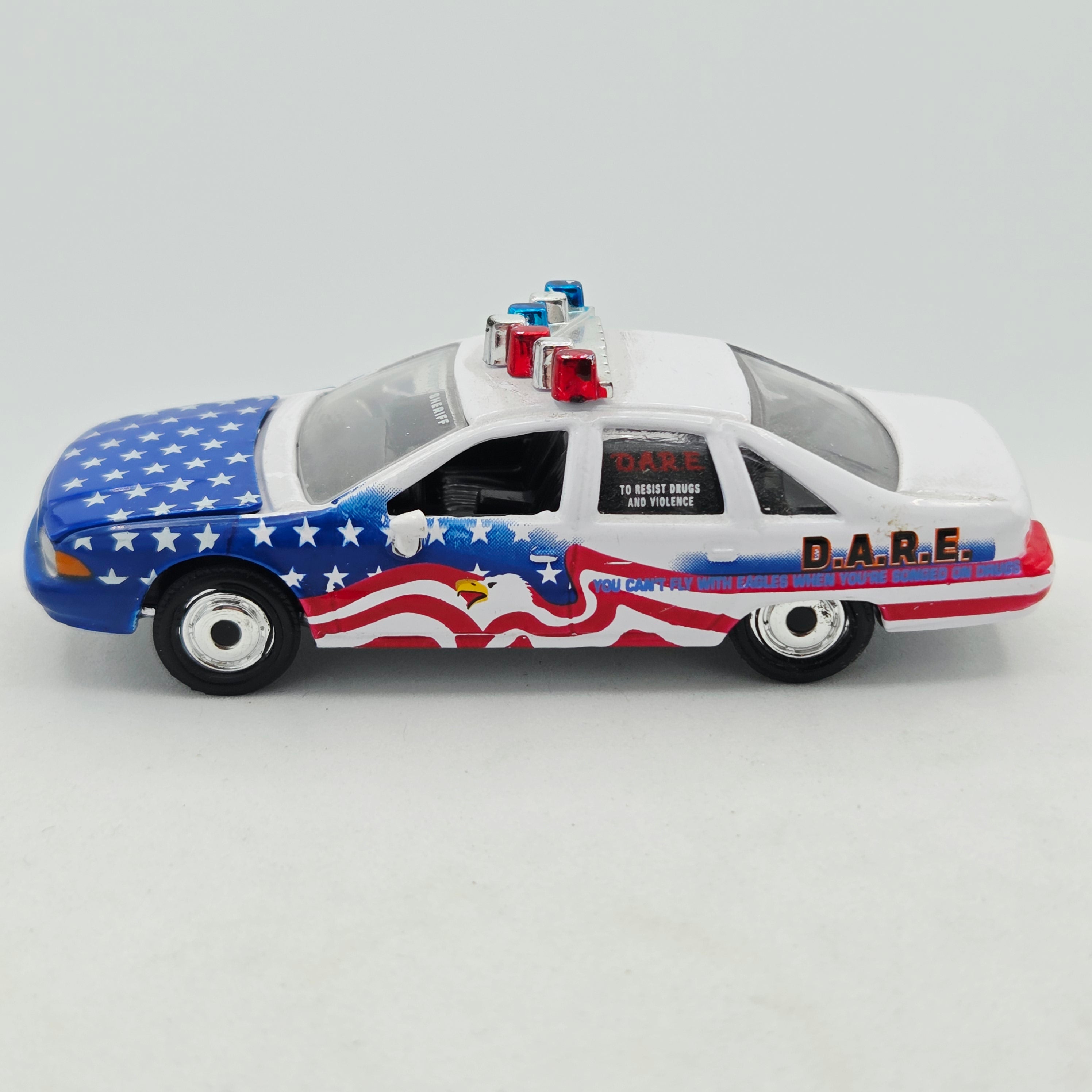 Racing Champions '92 Chevrolet Caprice Police Car - 1:64, DARE (1999 Police USA)
