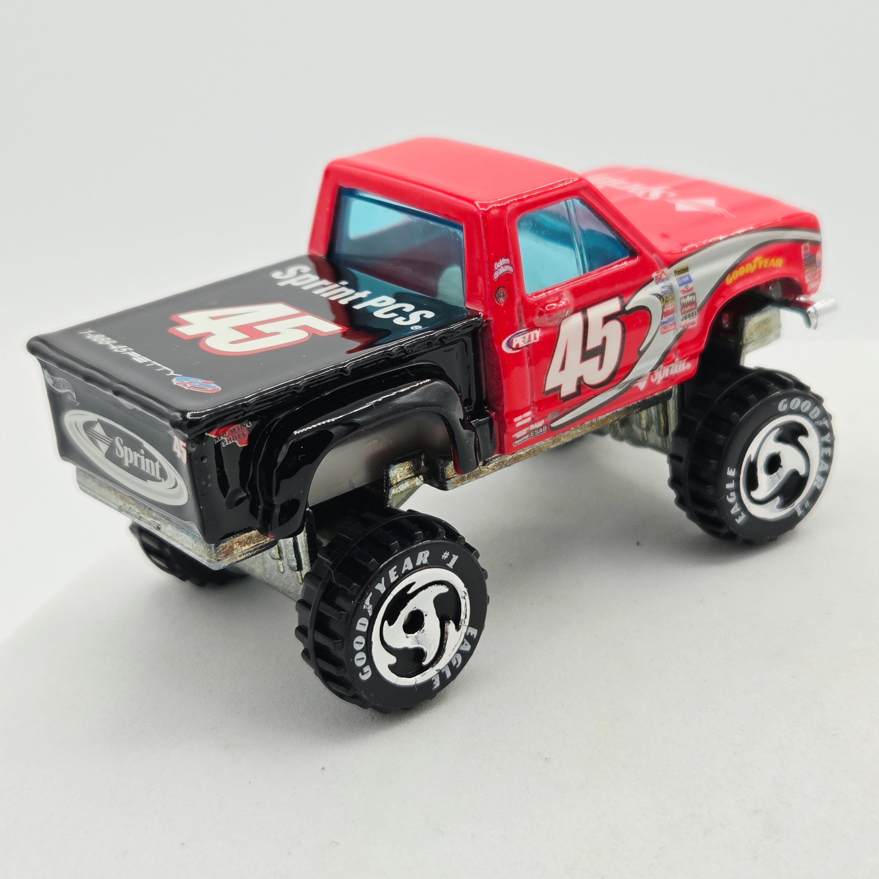 Hot Wheels Tail Gunner Pickup Truck "Sprint" (2001 HW Racing)