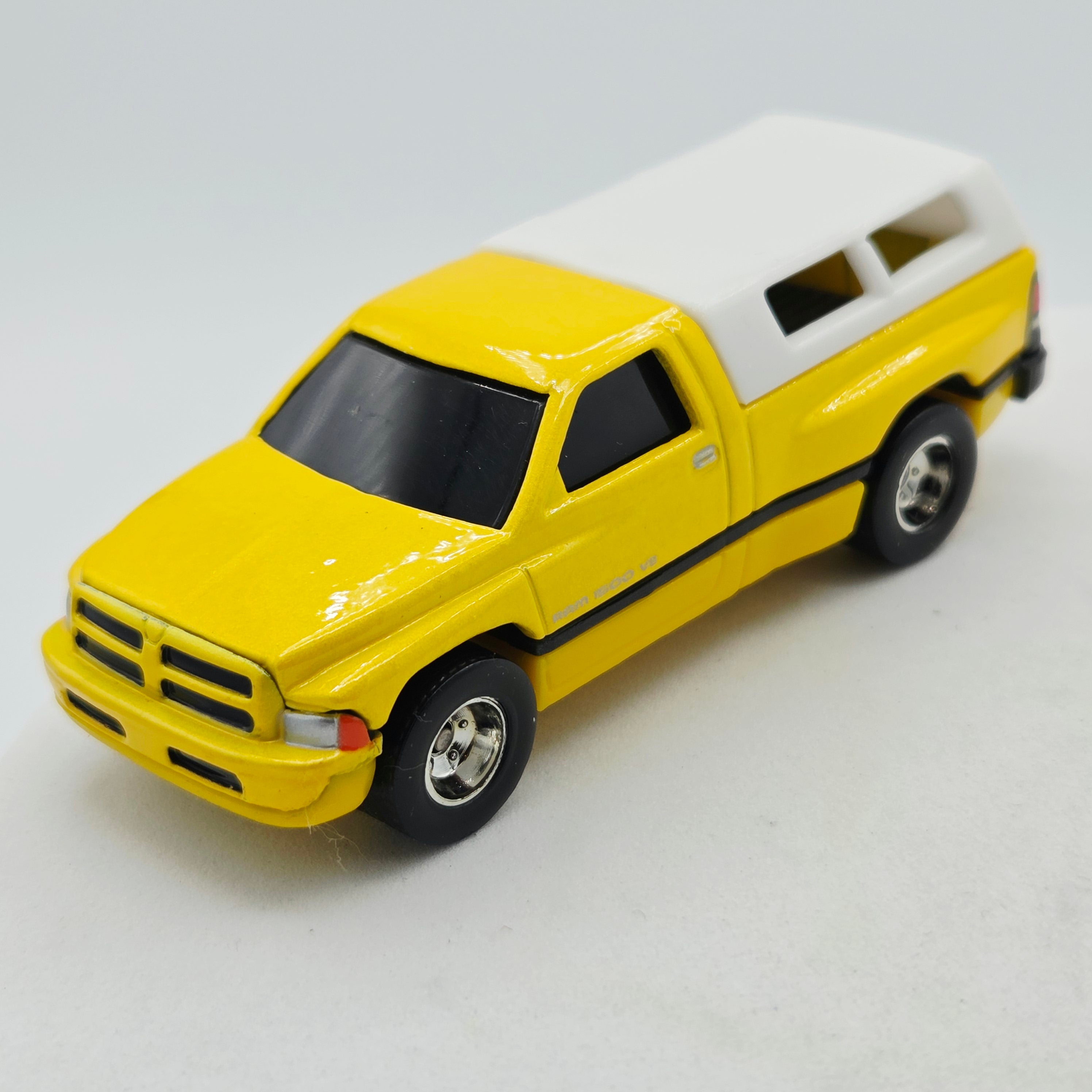 Hot Wheels Dodge Ram 1500 Truck (2002 Mopar Performance Parts - 100% Hot Wheels)