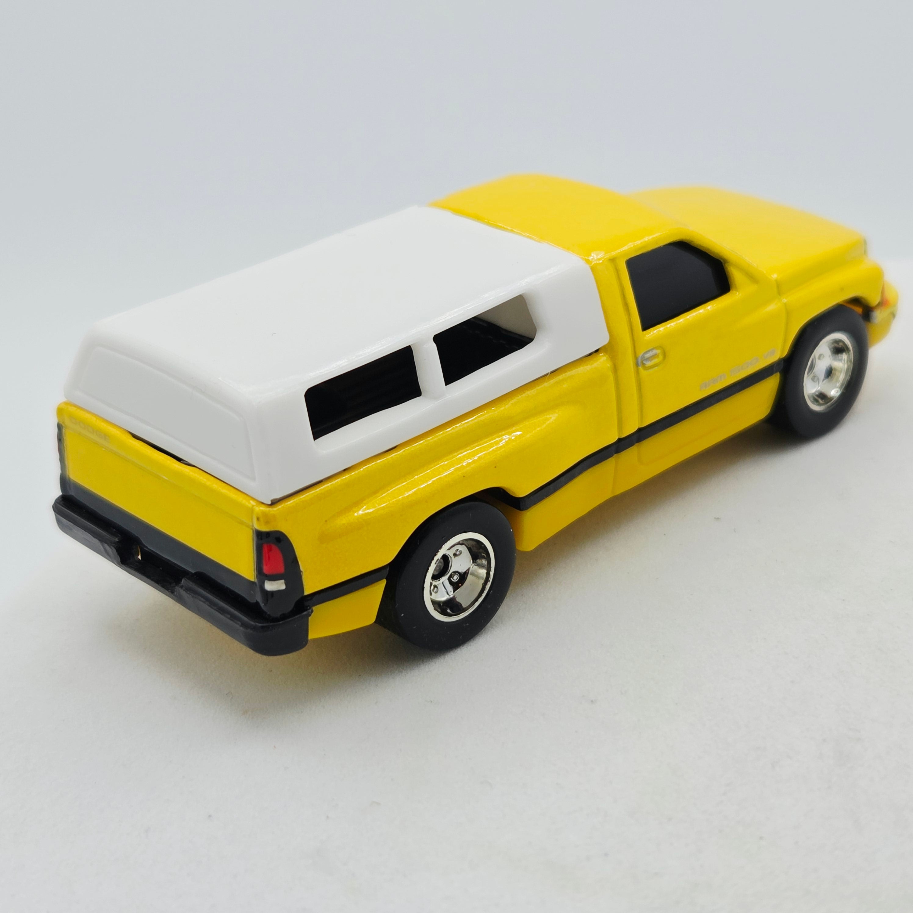 Hot Wheels Dodge Ram 1500 Truck (2002 Mopar Performance Parts - 100% Hot Wheels)