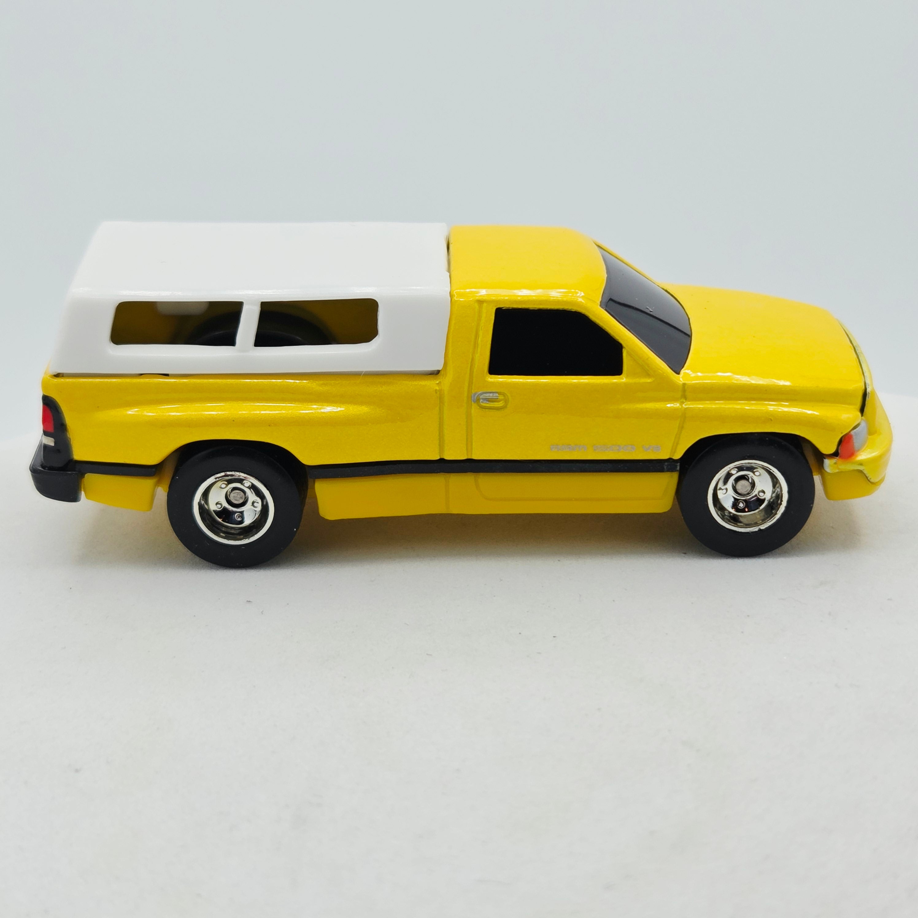 Hot Wheels Dodge Ram 1500 Truck (2002 Mopar Performance Parts - 100% Hot Wheels)