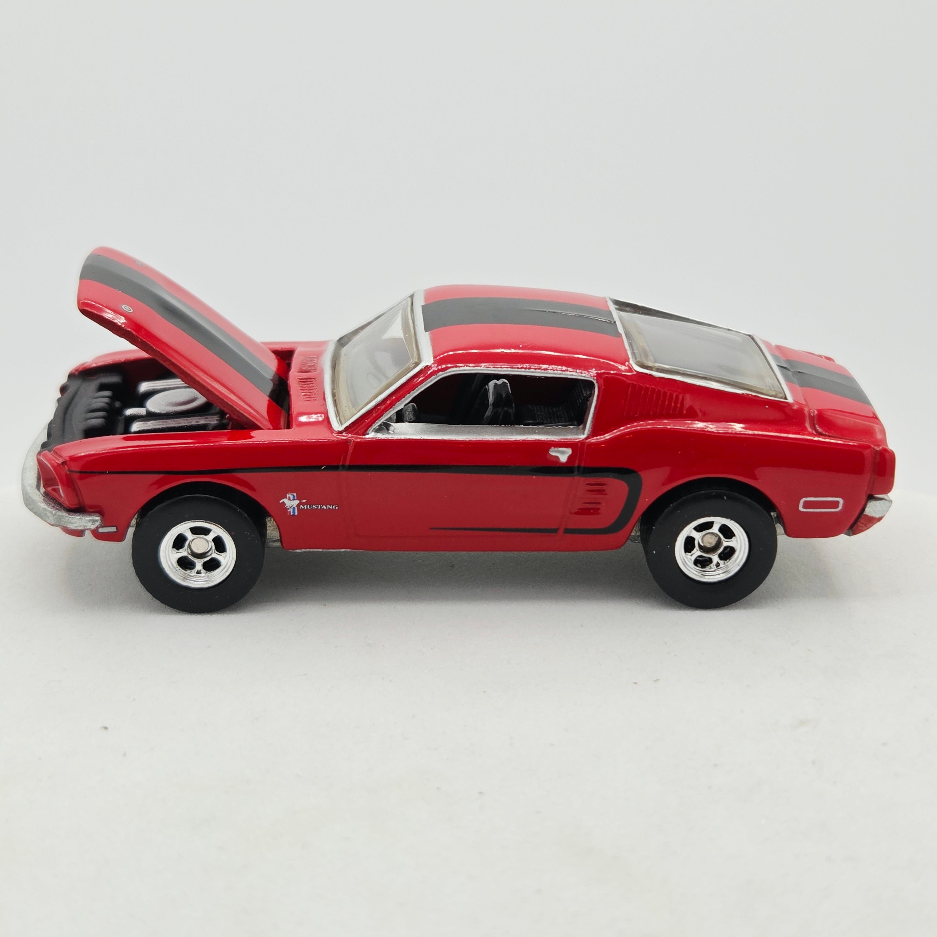 Hot Wheels '67 Ford Mustang (2002 Ford Performance - 100% Hot Wheels)