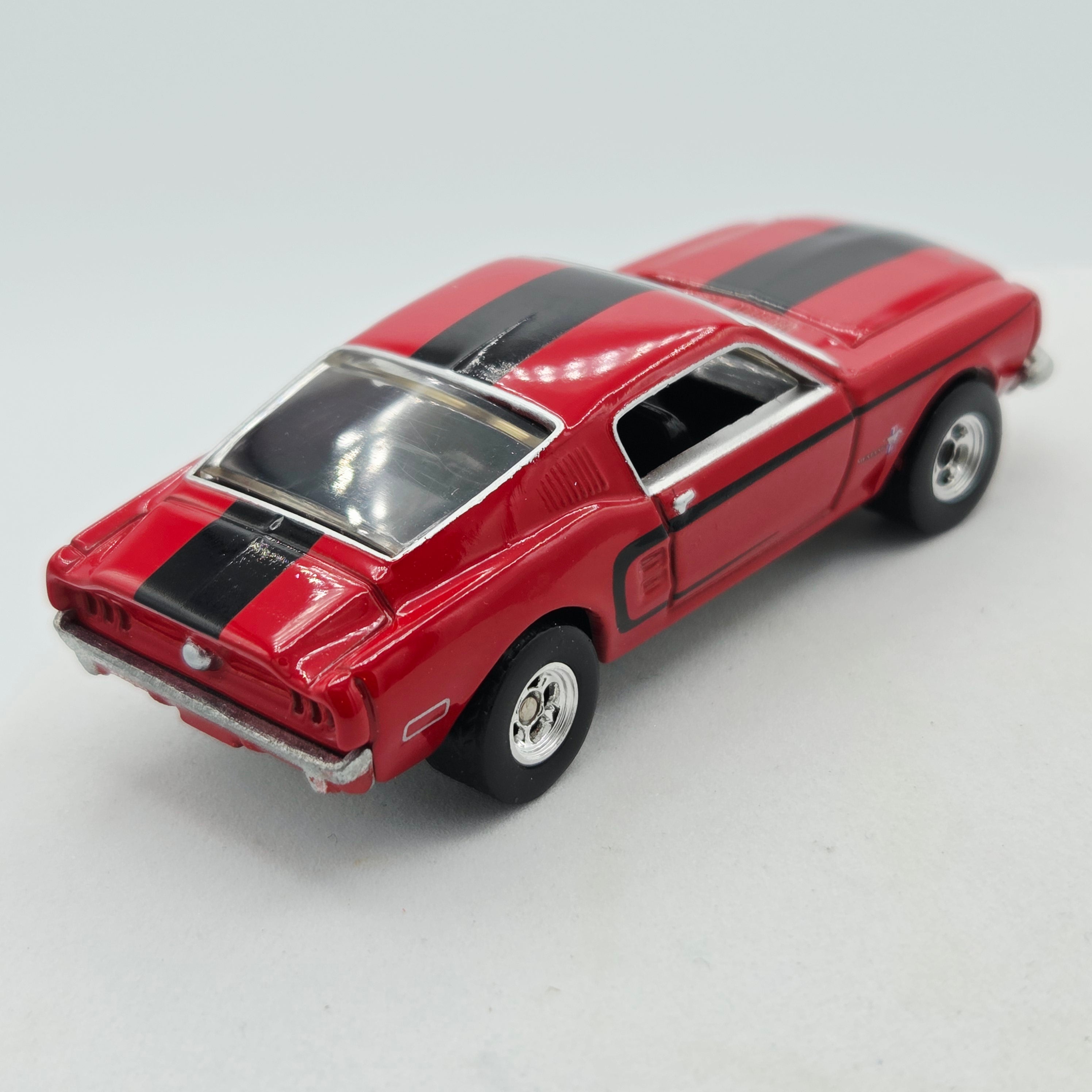 Hot Wheels '67 Ford Mustang (2002 Ford Performance - 100% Hot Wheels)