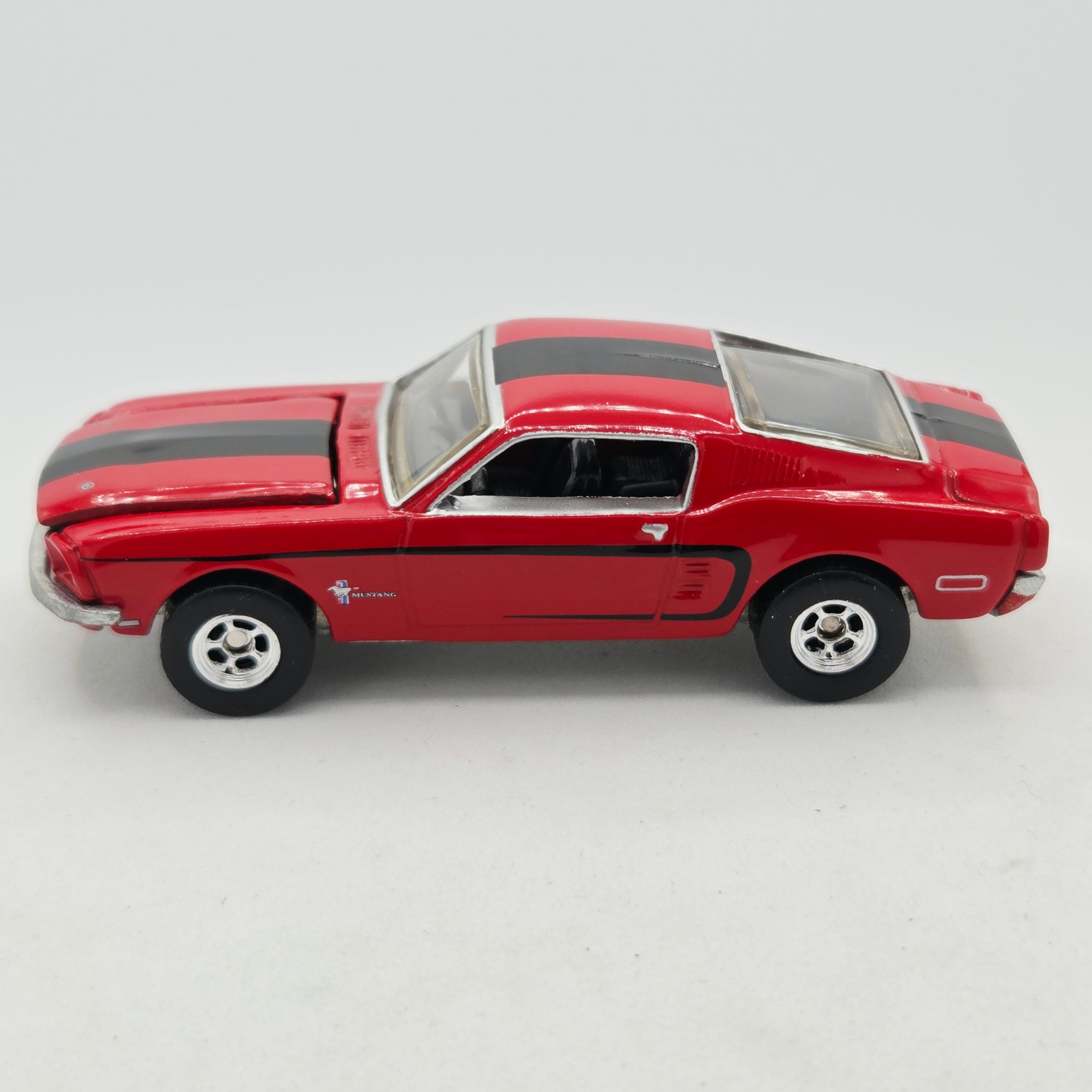 Hot Wheels '67 Ford Mustang (2002 Ford Performance - 100% Hot Wheels)