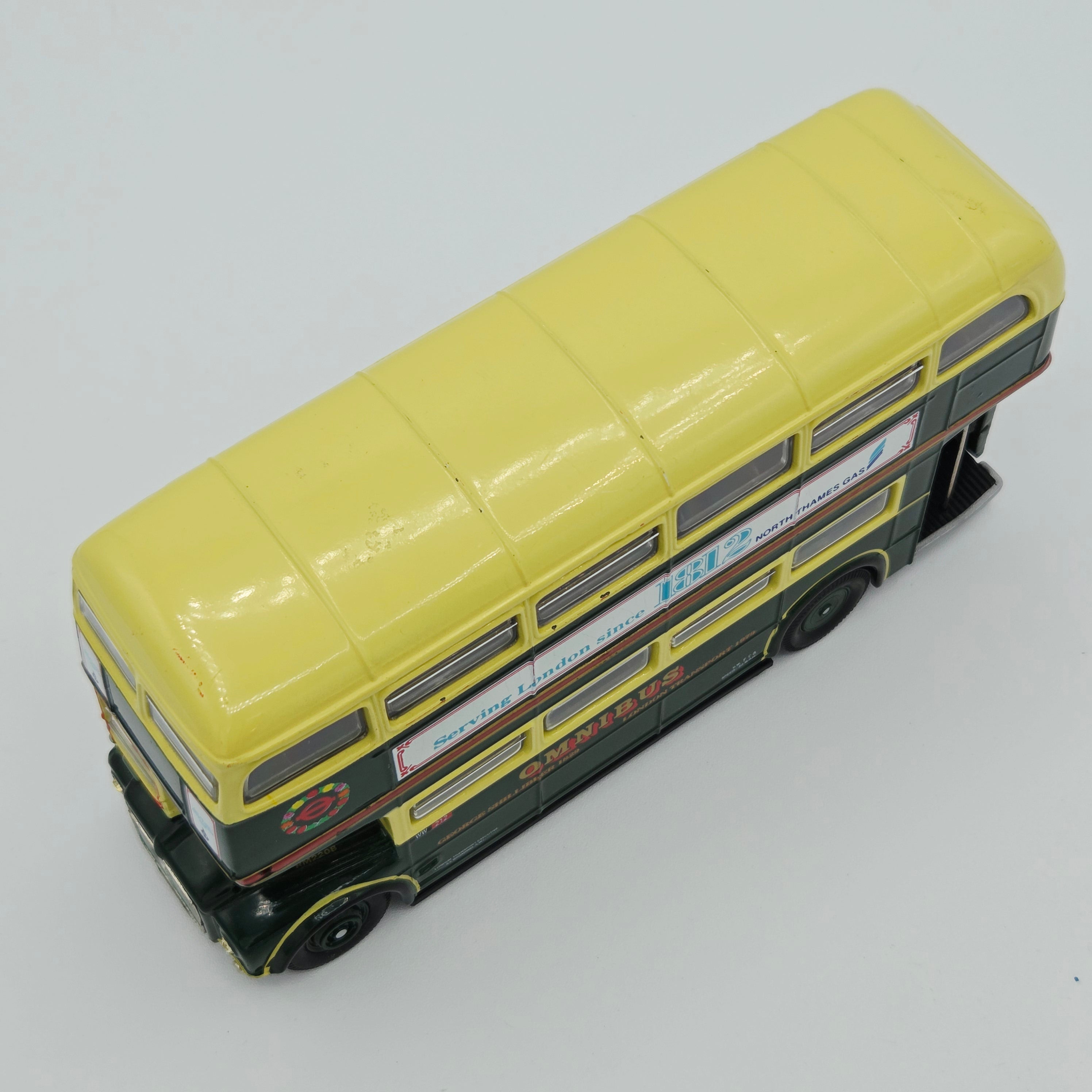 Corgi - AEC Routemaster Double Decker Bus Shillibeer #46305, 1:76 (2011 Corgi Classics - Original Omnibus) * Missing Route Stickers / Shows Light Wear *