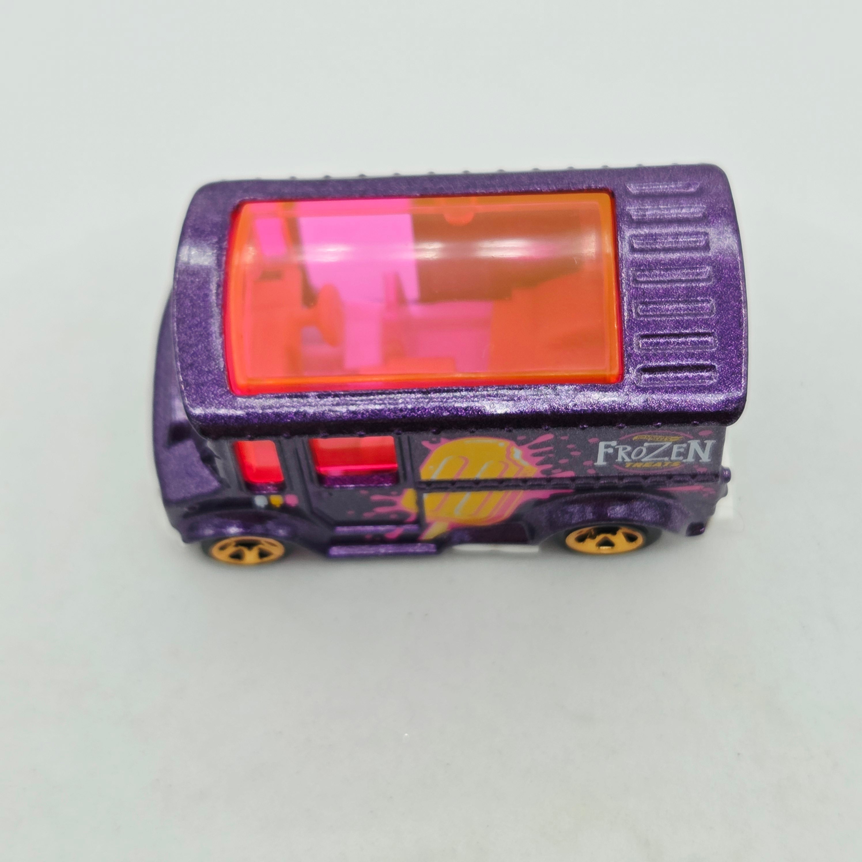 Hot Wheels Bread Box "Frozen Treats" (2025 HW City 5 Pack - Multipack Exclusive)
