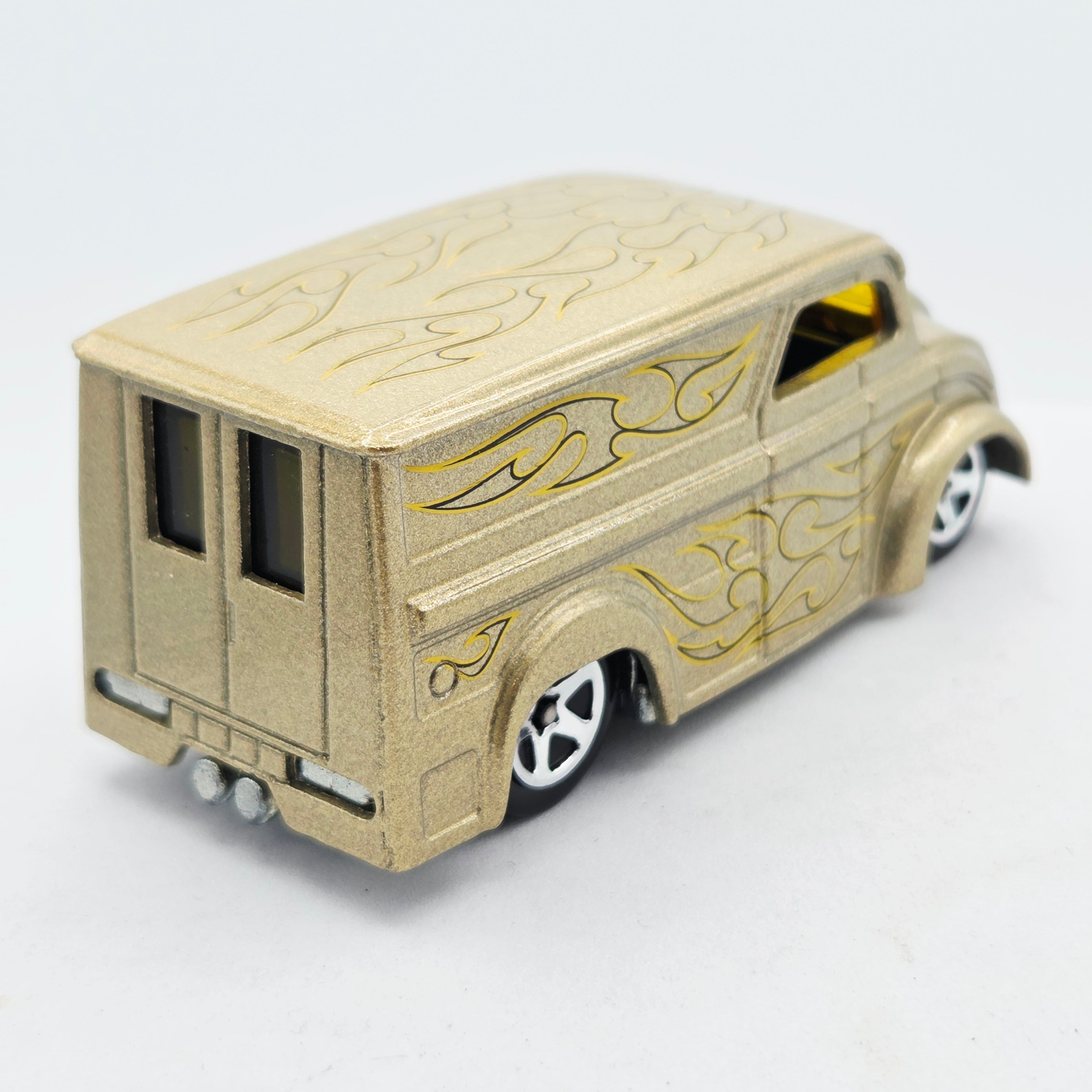 Hot Wheels Dairy Delivery Van (2008 HW Father's Day - Kmart Store Exclusive)