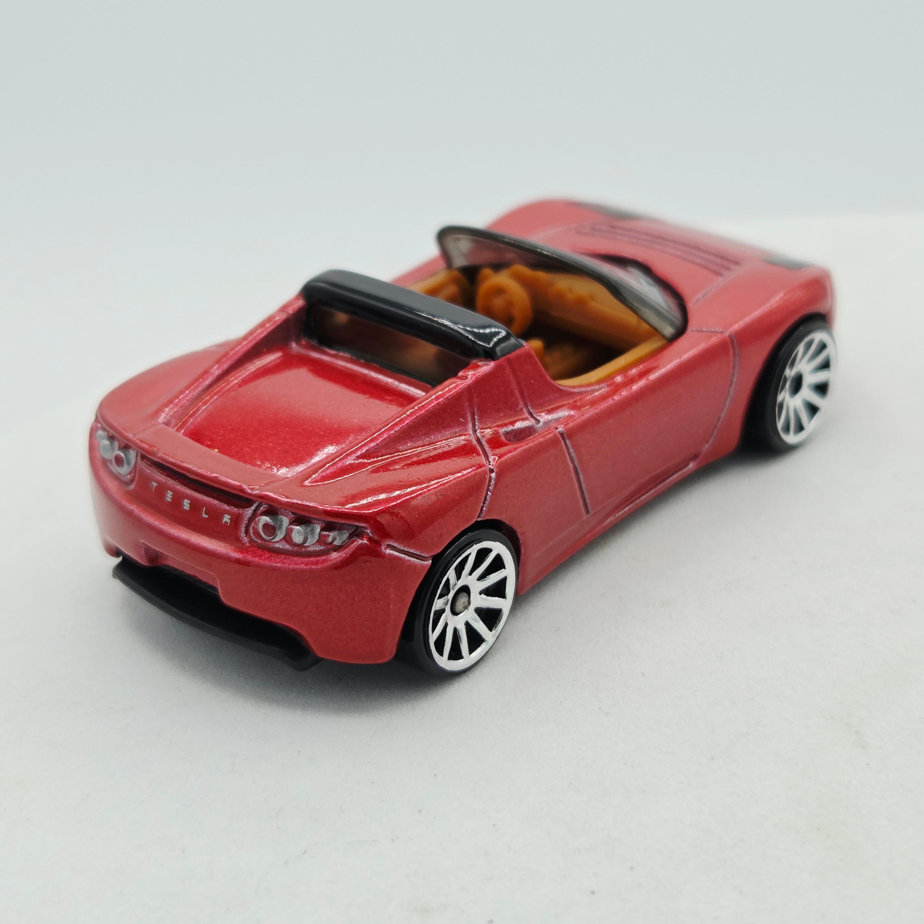 Hot Wheels '08 Tesla Roadster (2008 HW Basic - New Models)