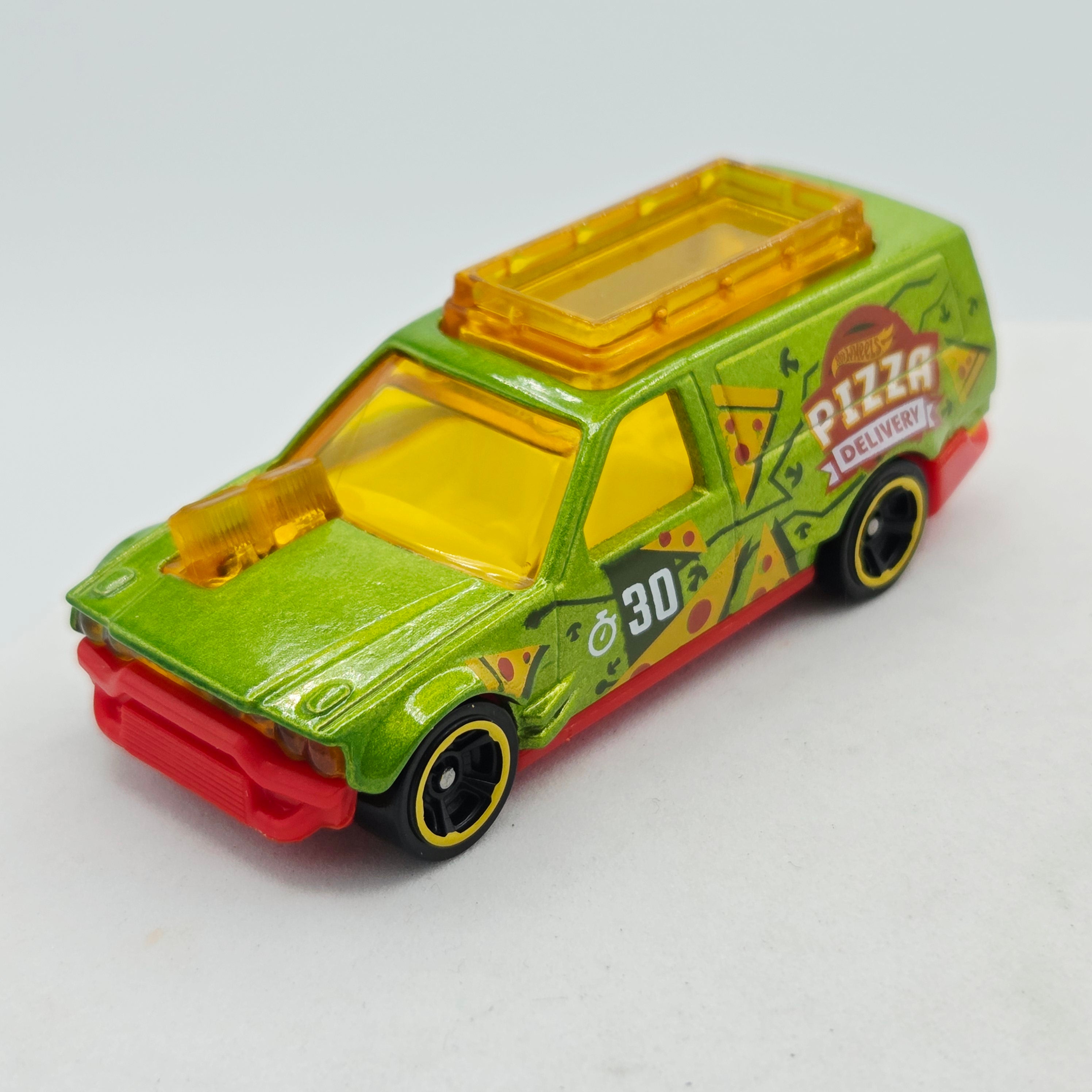 Hot Wheels Time Shifter "Pizza Delivery" (2025 HW City 5 Pack - Multipack Exclusive)