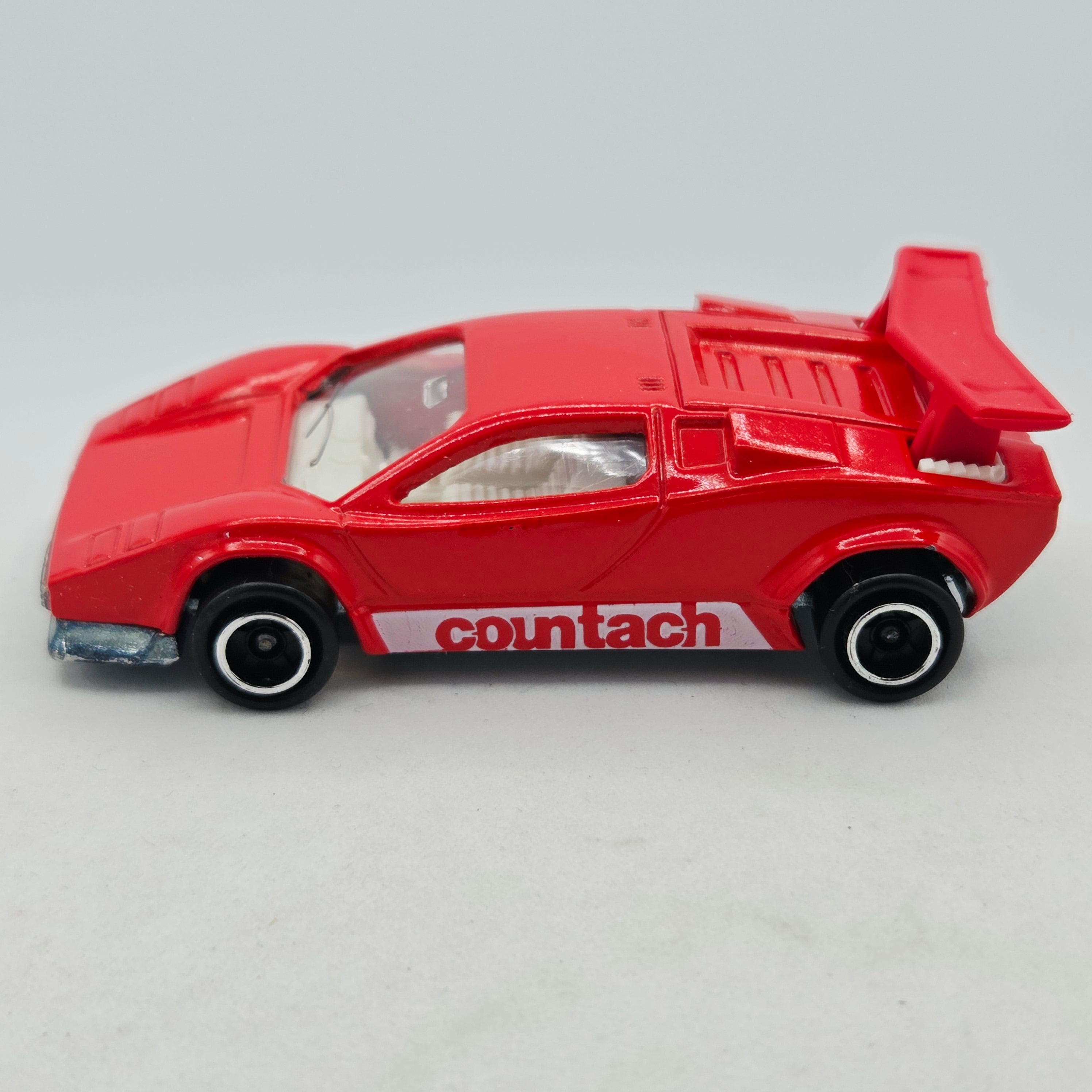 Majorette Lamborghini Countach - 1:56 #257 (1994 200 Series)