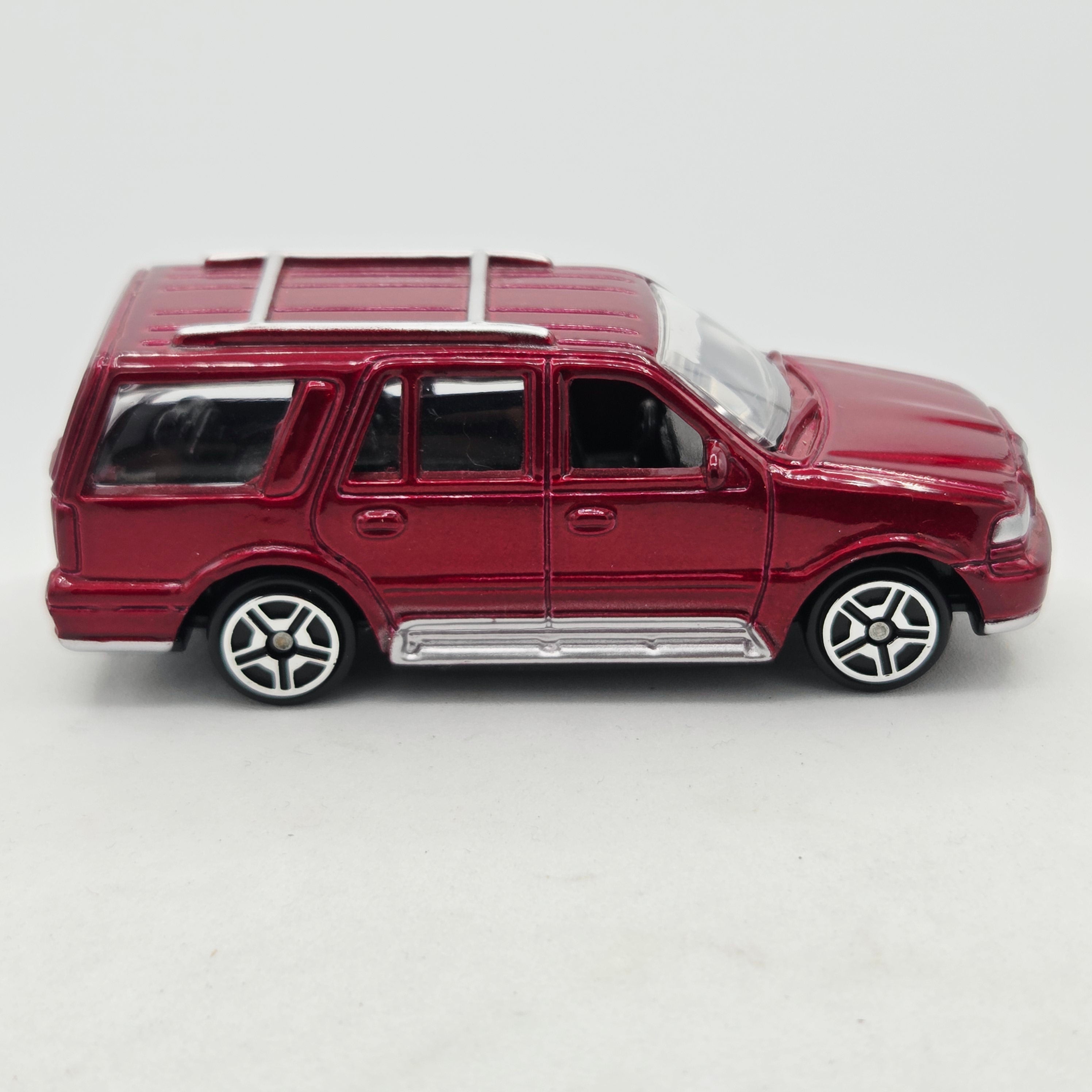 Motormax Lincoln Navigator #6044 (2001 Speed Wheels)