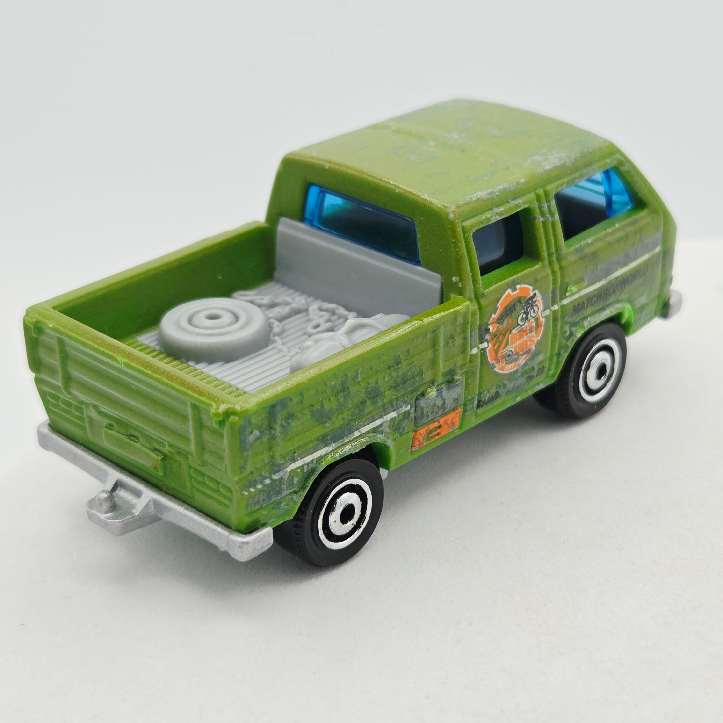 Matchbox Volkswagen Transporter Cab (2017 MBX Color Changers)