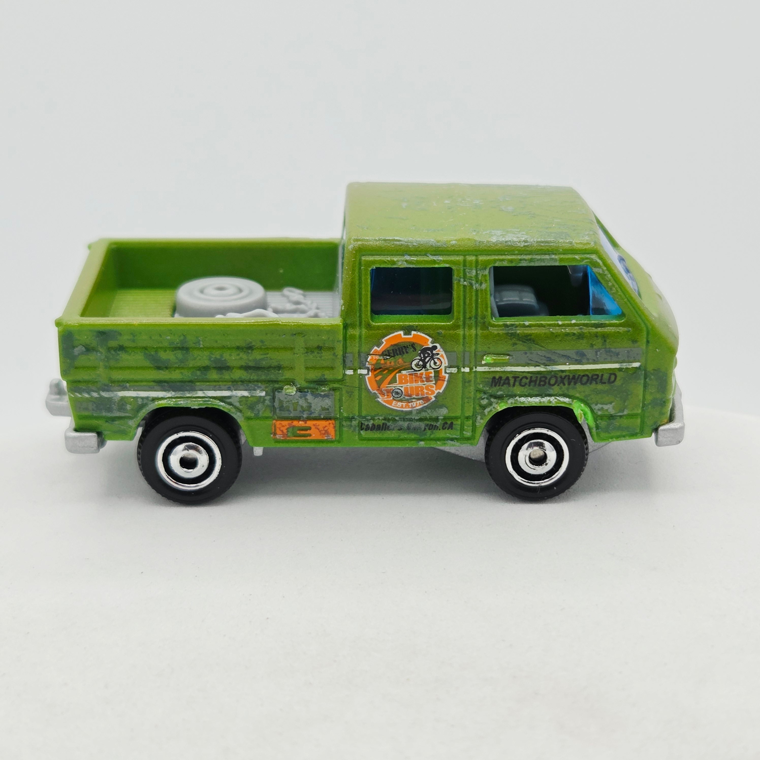 Matchbox Volkswagen Transporter Cab (2017 MBX Color Changers)