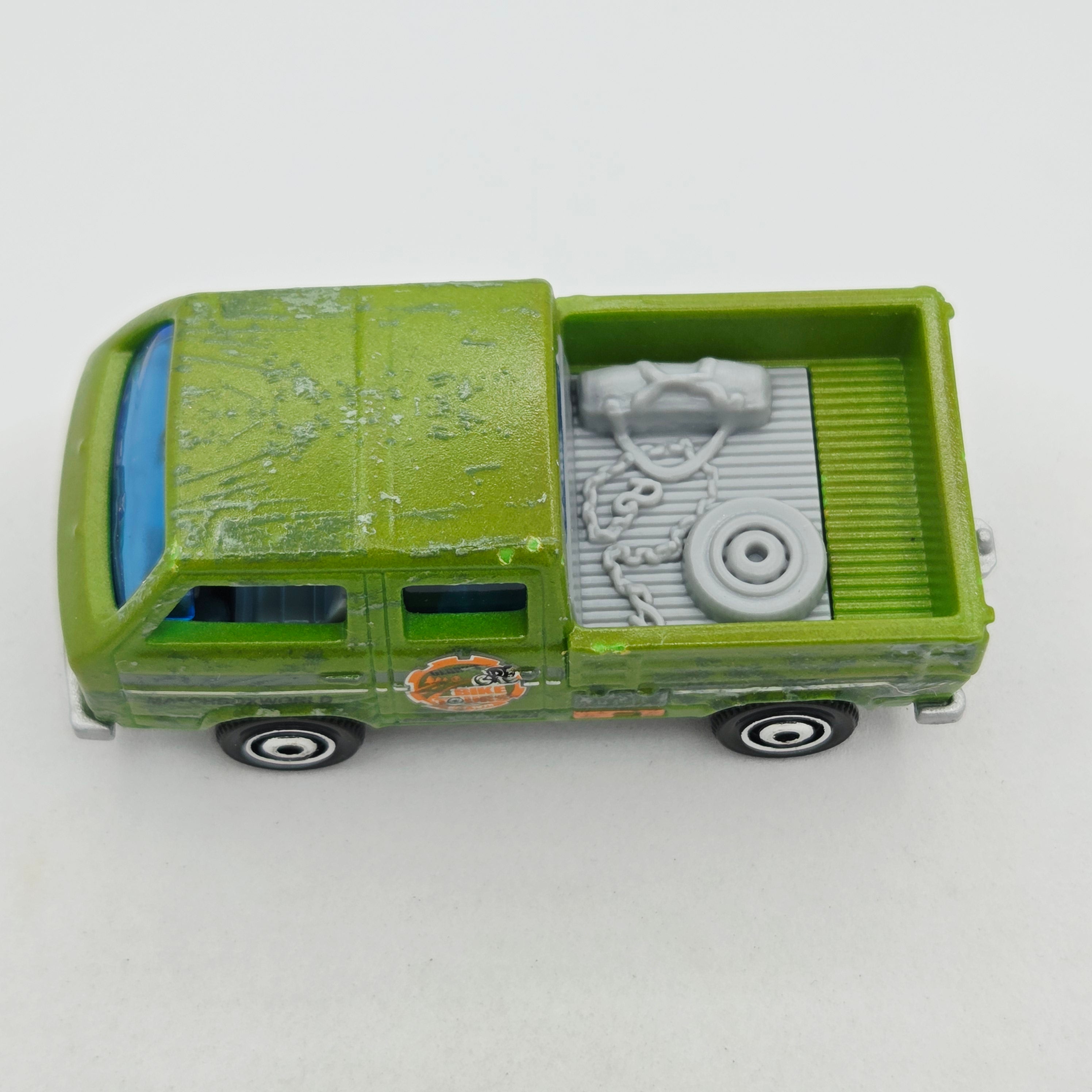Matchbox Volkswagen Transporter Cab (2017 MBX Color Changers)