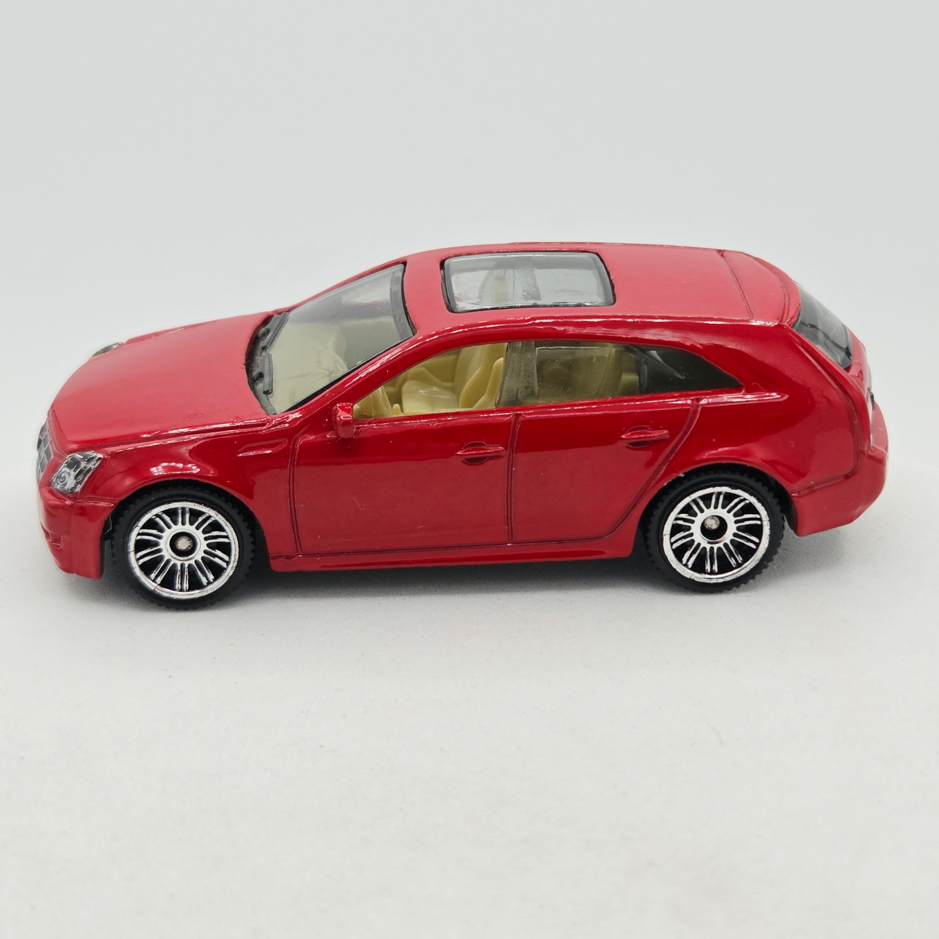 Matchbox '10 Cadillac CTS Wagon (2010 MBX Basic - VIP)
