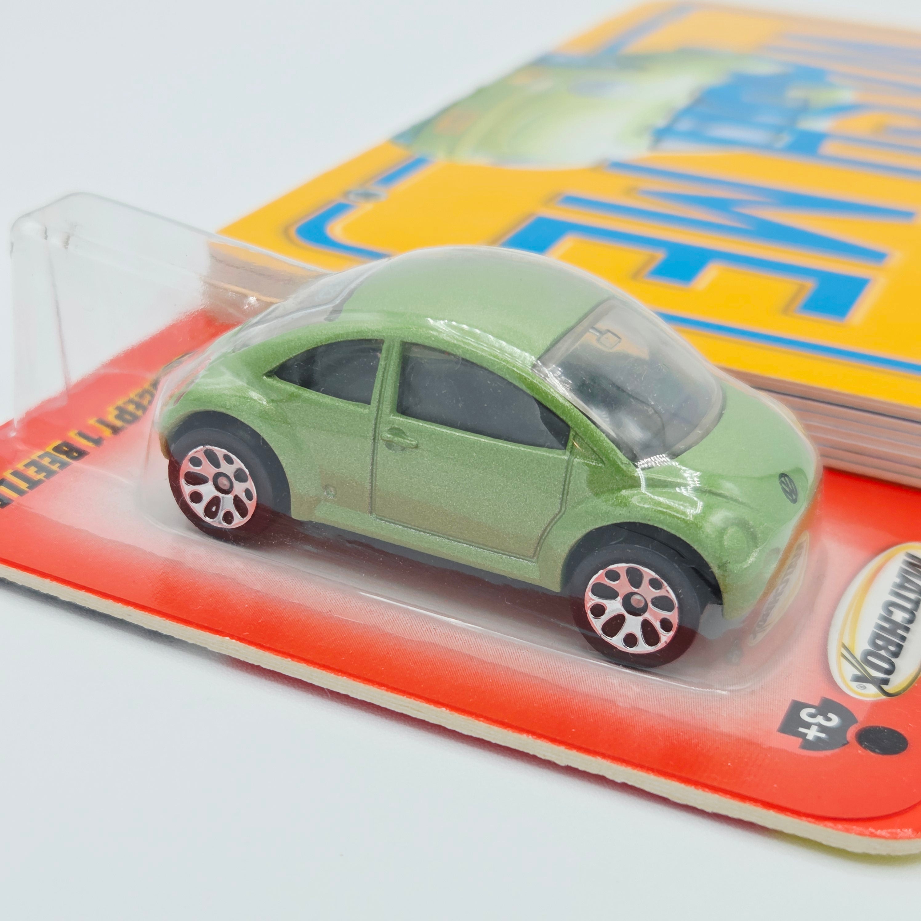 Matchbox "Wash Me" Board Book w/ exclusive Volkswagen Beetle Concept (2000 MBX Book Series)