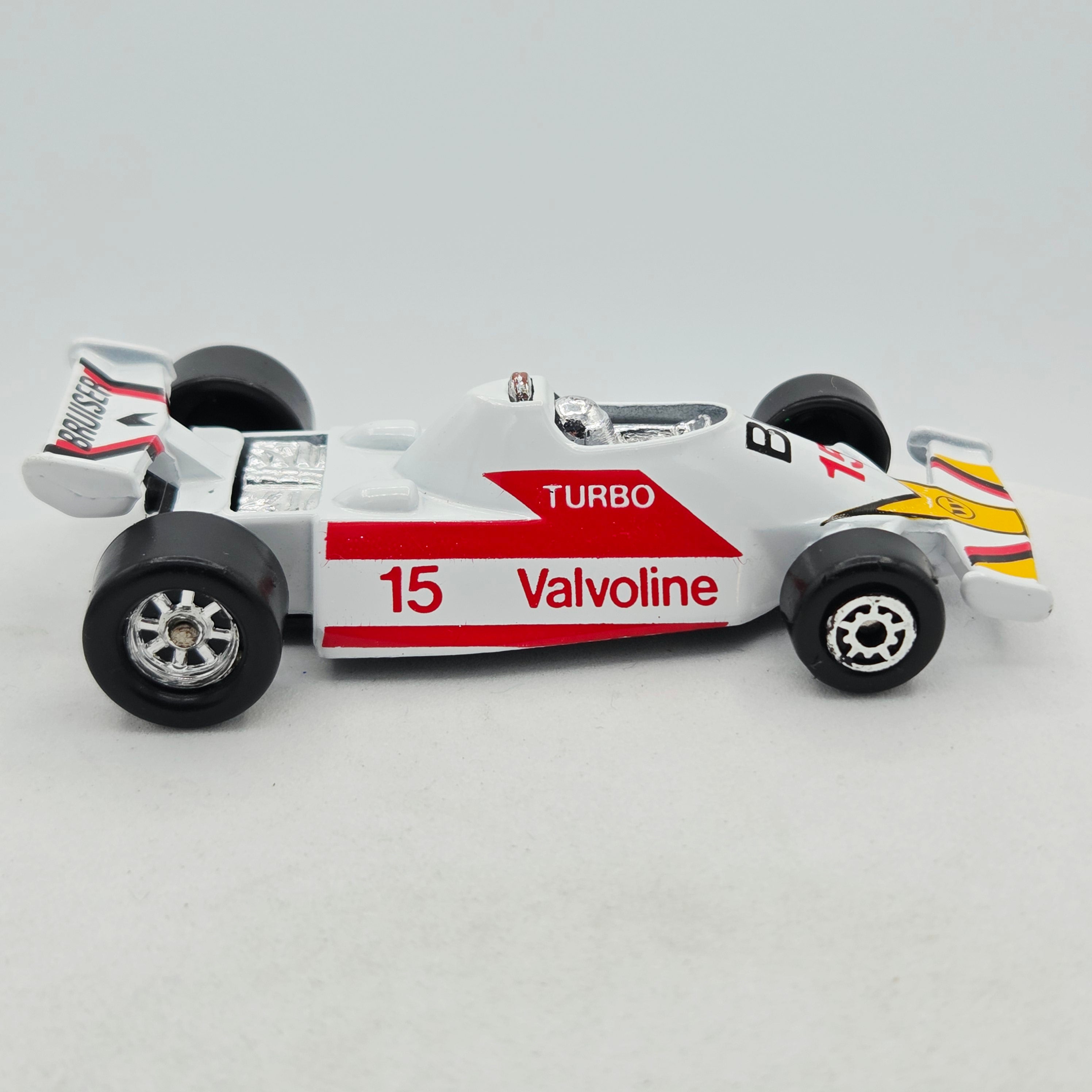 Maisto Indy F1 Race Car "Valvoline" - Approx. 1:64 (Speed Wheels / Road & Track)